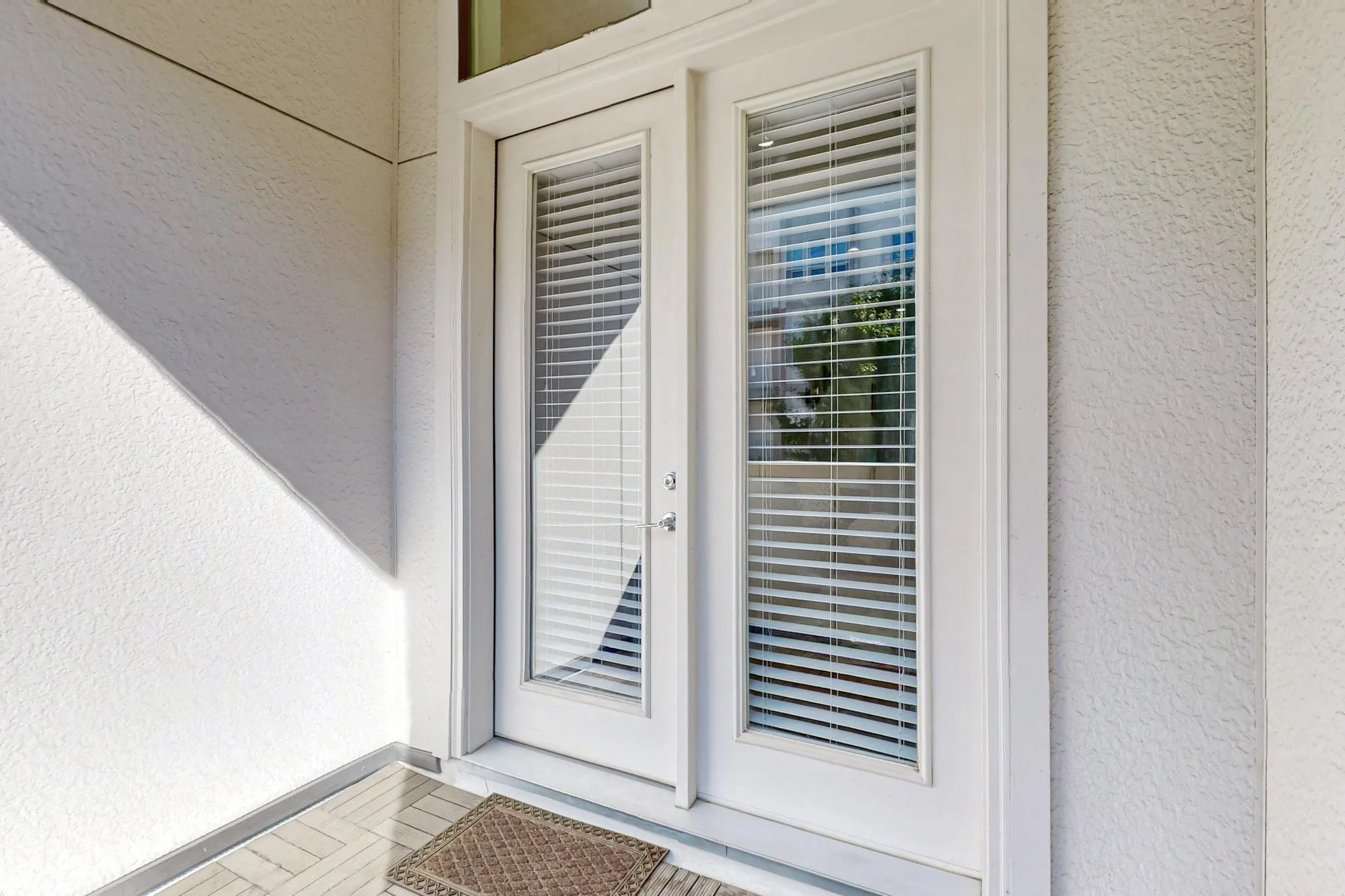 Townhouse For Rent in Dallas County , 638 Dalton Lane 802, Irving, Texas 75039, 2 Bedroom, 3 Bathroom, 2 Garage spaces, 1,319 Sqft, built in 2020, mls#21289391, Real Estate Agent in Irving, Homes For Rent in Dallas county, Homes For Rent in Irving, Realtor in Irving Texas, Real Estate Brokerage Independent Realty Texas, Luminita Cordes Realtor