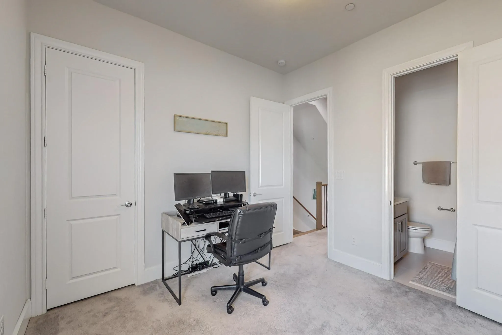 Townhouse For Rent in Dallas County , 638 Dalton Lane 802, Irving, Texas 75039, 2 Bedroom, 3 Bathroom, 2 Garage spaces, 1,319 Sqft, built in 2020, mls#21289391, Real Estate Agent in Irving, Homes For Rent in Dallas county, Homes For Rent in Irving, Realtor in Irving Texas, Real Estate Brokerage Independent Realty Texas, Luminita Cordes Realtor