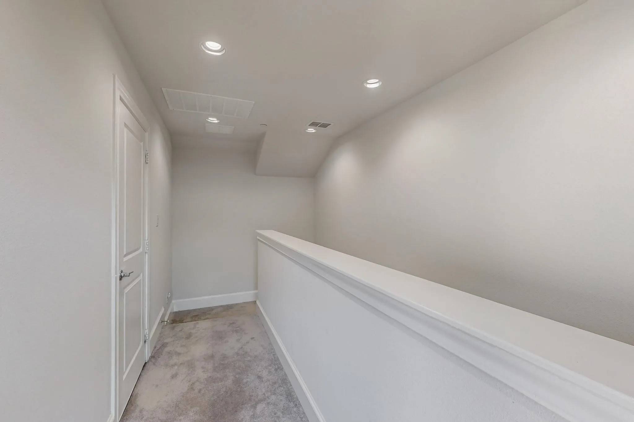 Townhouse For Rent in Dallas County , 638 Dalton Lane 802, Irving, Texas 75039, 2 Bedroom, 3 Bathroom, 2 Garage spaces, 1,319 Sqft, built in 2020, mls#21289391, Real Estate Agent in Irving, Homes For Rent in Dallas county, Homes For Rent in Irving, Realtor in Irving Texas, Real Estate Brokerage Independent Realty Texas, Luminita Cordes Realtor