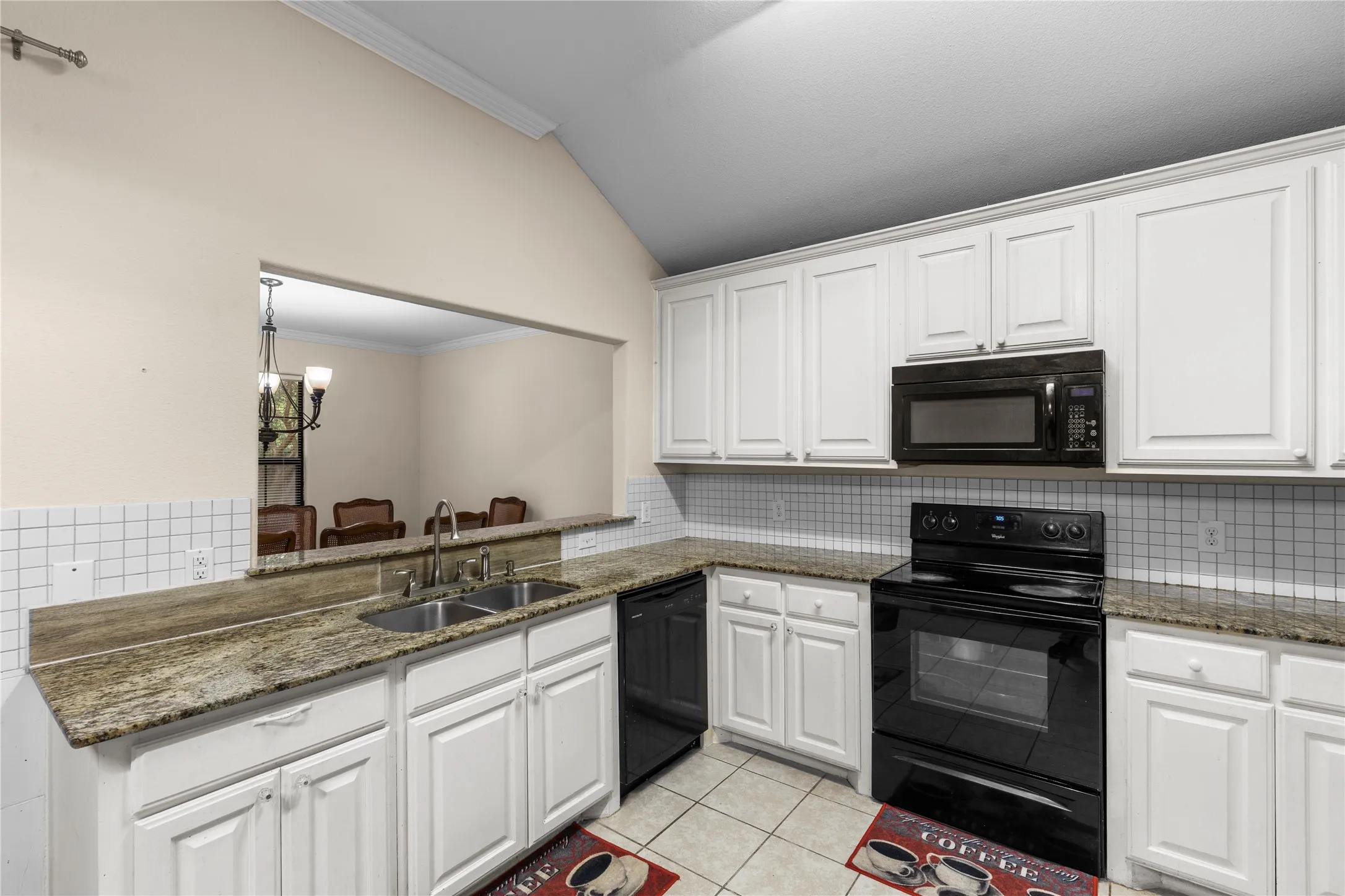 Single Family Residence For Sale in Dallas County , 1121 Sam Houston Drive, Garland, Texas 75042, 4 Bedroom, 3 Bathroom, Garage spaces, 1,798 Sqft, built in 1971, mls#21295989, Real Estate Agent in Garland, Homes For Sale in Dallas county, Homes For Sale in Garland, Realtor in Garland Texas, Real Estate Brokerage Independent Realty Texas, Luminita Cordes Realtor