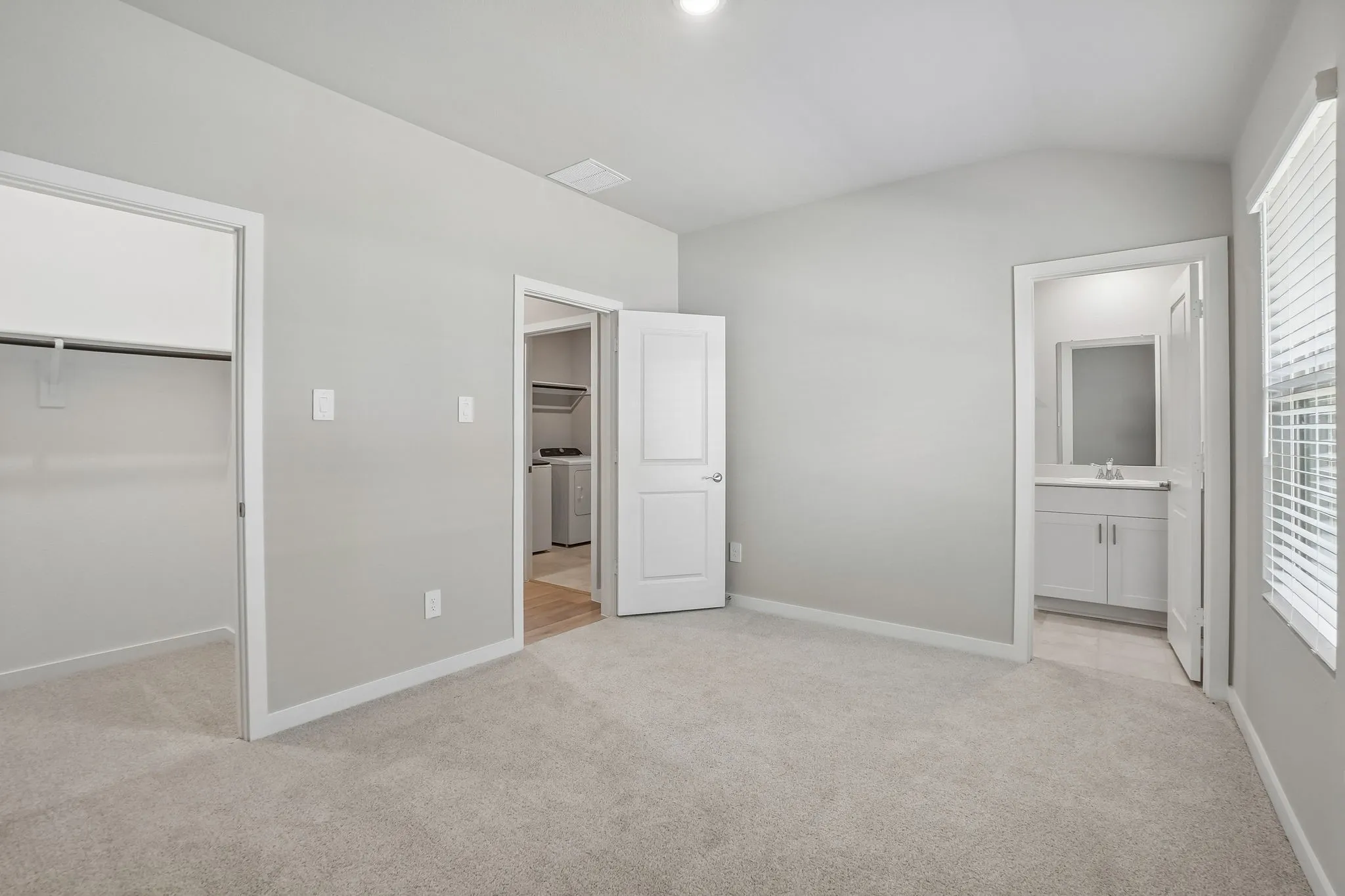 Single Family Residence For Sale in Collin County , 1601 Yosemite Drive, Anna, Texas 75409, 4 Bedroom, 3 Bathroom, 3 Garage spaces, 2,260 Sqft, built in 2026, mls#21296136, Real Estate Agent in Anna, Homes For Sale in Collin county, Homes For Sale in Anna, Realtor in Anna Texas, Real Estate Brokerage Independent Realty Texas, Luminita Cordes Realtor