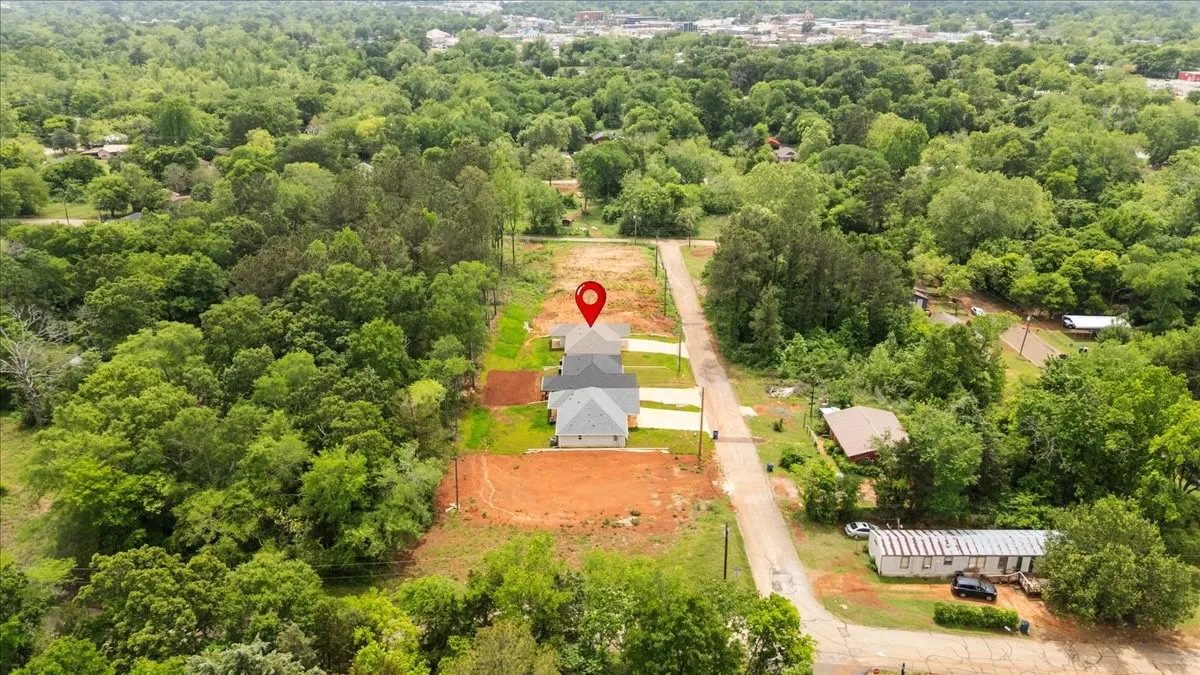 Single Family Residence For Sale in Cherokee County , 812 Grant Street, Jacksonville, Texas 75766, 4 Bedroom, 2 Bathroom, Garage spaces, 1,399 Sqft, built in 2026, mls#21261627, Real Estate Agent in Jacksonville, Homes For Sale in Cherokee county, Homes For Sale in Jacksonville, Realtor in Jacksonville Texas, Real Estate Brokerage Independent Realty Texas, Luminita Cordes Realtor
