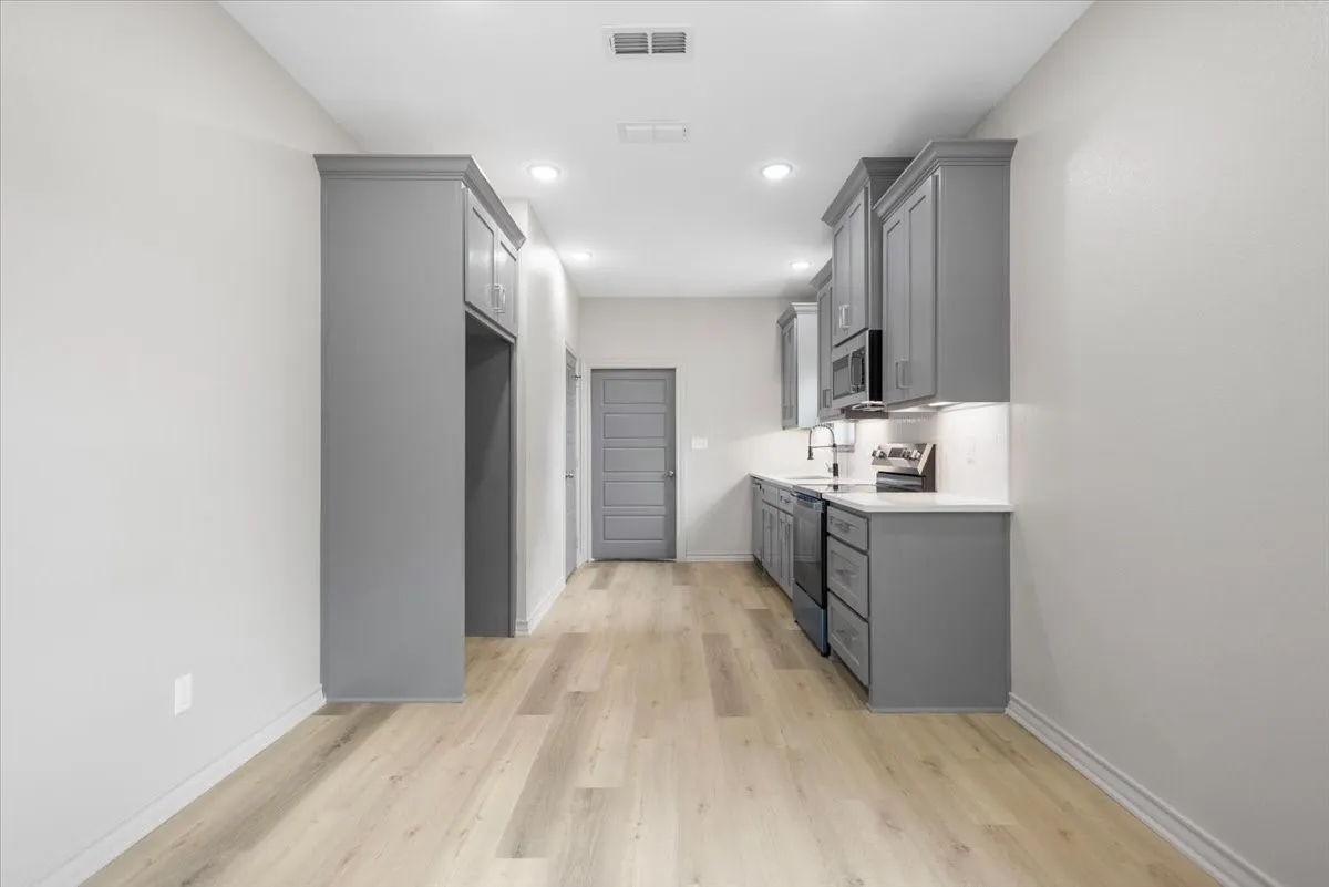 Single Family Residence For Sale in Cherokee County , 812 Grant Street, Jacksonville, Texas 75766, 4 Bedroom, 2 Bathroom, Garage spaces, 1,399 Sqft, built in 2026, mls#21261627, Real Estate Agent in Jacksonville, Homes For Sale in Cherokee county, Homes For Sale in Jacksonville, Realtor in Jacksonville Texas, Real Estate Brokerage Independent Realty Texas, Luminita Cordes Realtor