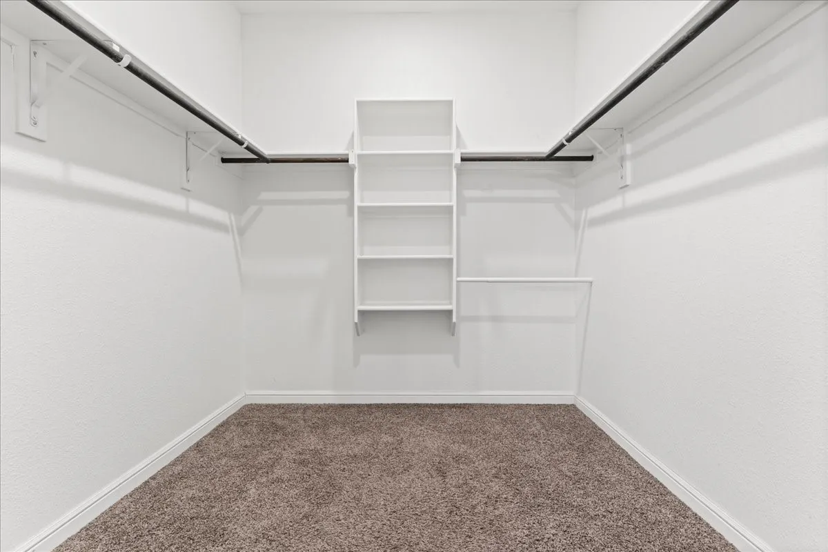 Single Family Residence For Sale in Tarrant County , 1117 Scotney Lane, Saginaw, Texas 76131, 4 Bedroom, 3 Bathroom, 3 Garage spaces, 2,283 Sqft, built in 2018, mls#21296421, Real Estate Agent in Saginaw, Homes For Sale in Tarrant county, Homes For Sale in Saginaw, Realtor in Saginaw Texas, Real Estate Brokerage Independent Realty Texas, Luminita Cordes Realtor
