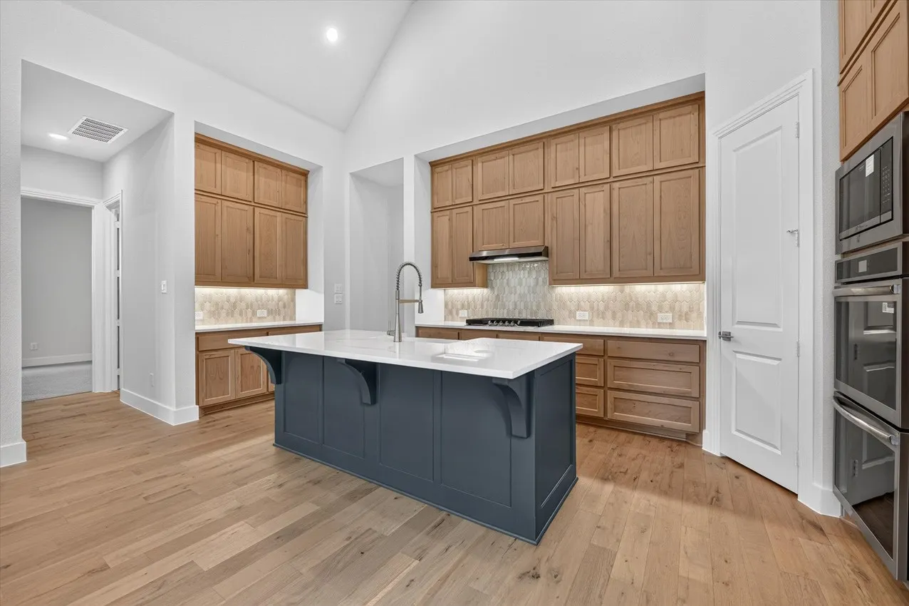 Single Family Residence For Sale in Denton County , 948 Schuberts Road, Fort Worth, Texas 76247, 4 Bedroom, 4 Bathroom, 2 Garage spaces, 2,376 Sqft, built in 2026, mls#21295873, Real Estate Agent in Fort Worth, Homes For Sale in Denton county, Homes For Sale in Fort Worth, Realtor in Fort Worth Texas, Real Estate Brokerage Independent Realty Texas, Luminita Cordes Realtor