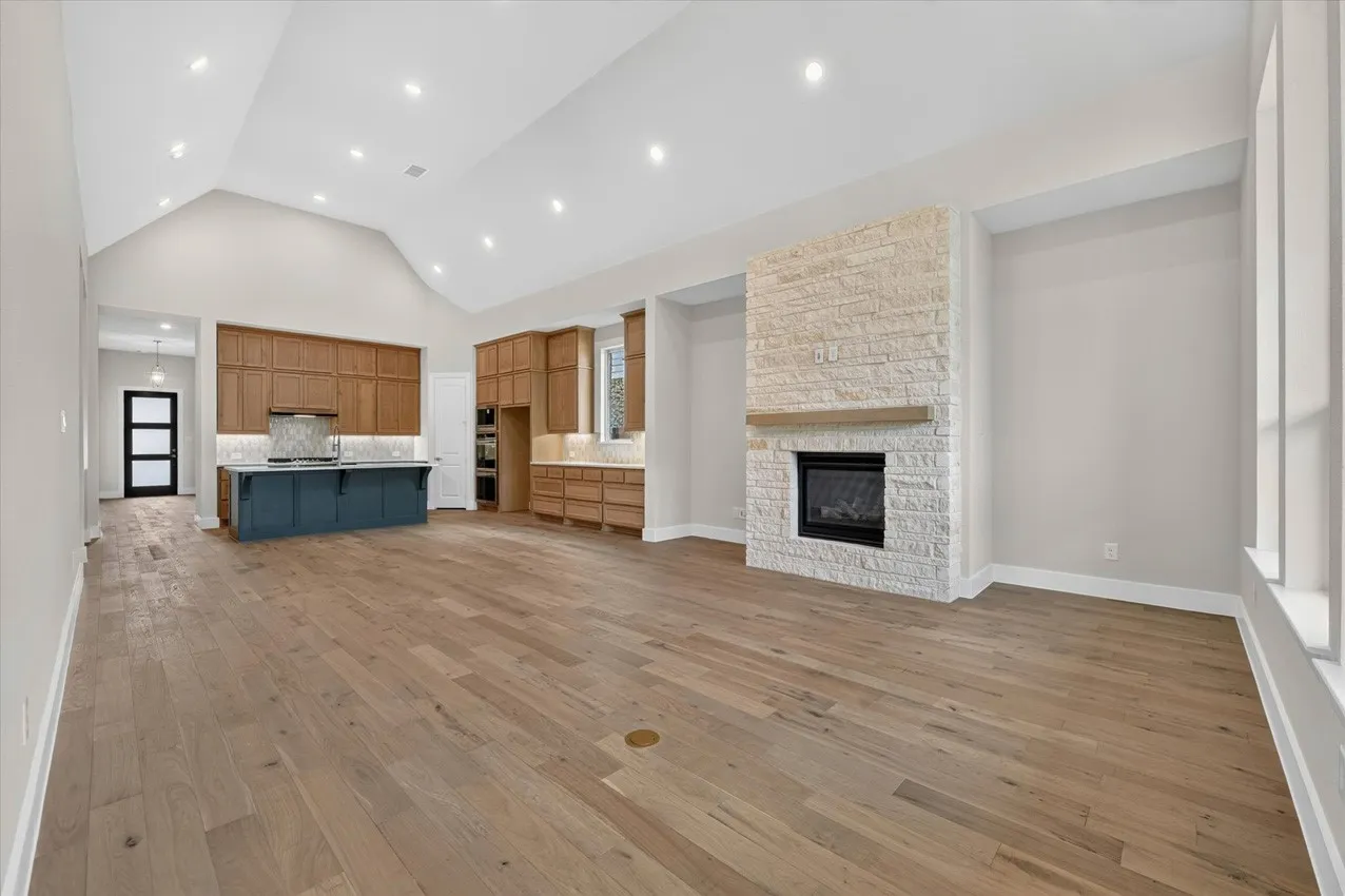 Single Family Residence For Sale in Denton County , 948 Schuberts Road, Fort Worth, Texas 76247, 4 Bedroom, 4 Bathroom, 2 Garage spaces, 2,376 Sqft, built in 2026, mls#21295873, Real Estate Agent in Fort Worth, Homes For Sale in Denton county, Homes For Sale in Fort Worth, Realtor in Fort Worth Texas, Real Estate Brokerage Independent Realty Texas, Luminita Cordes Realtor