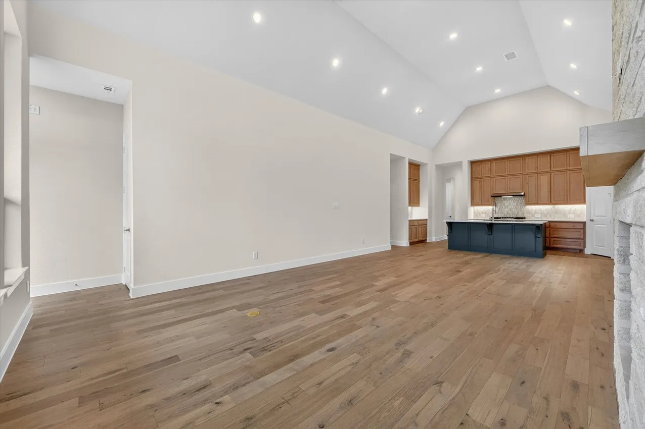 Single Family Residence For Sale in Denton County , 948 Schuberts Road, Fort Worth, Texas 76247, 4 Bedroom, 4 Bathroom, 2 Garage spaces, 2,376 Sqft, built in 2026, mls#21295873, Real Estate Agent in Fort Worth, Homes For Sale in Denton county, Homes For Sale in Fort Worth, Realtor in Fort Worth Texas, Real Estate Brokerage Independent Realty Texas, Luminita Cordes Realtor