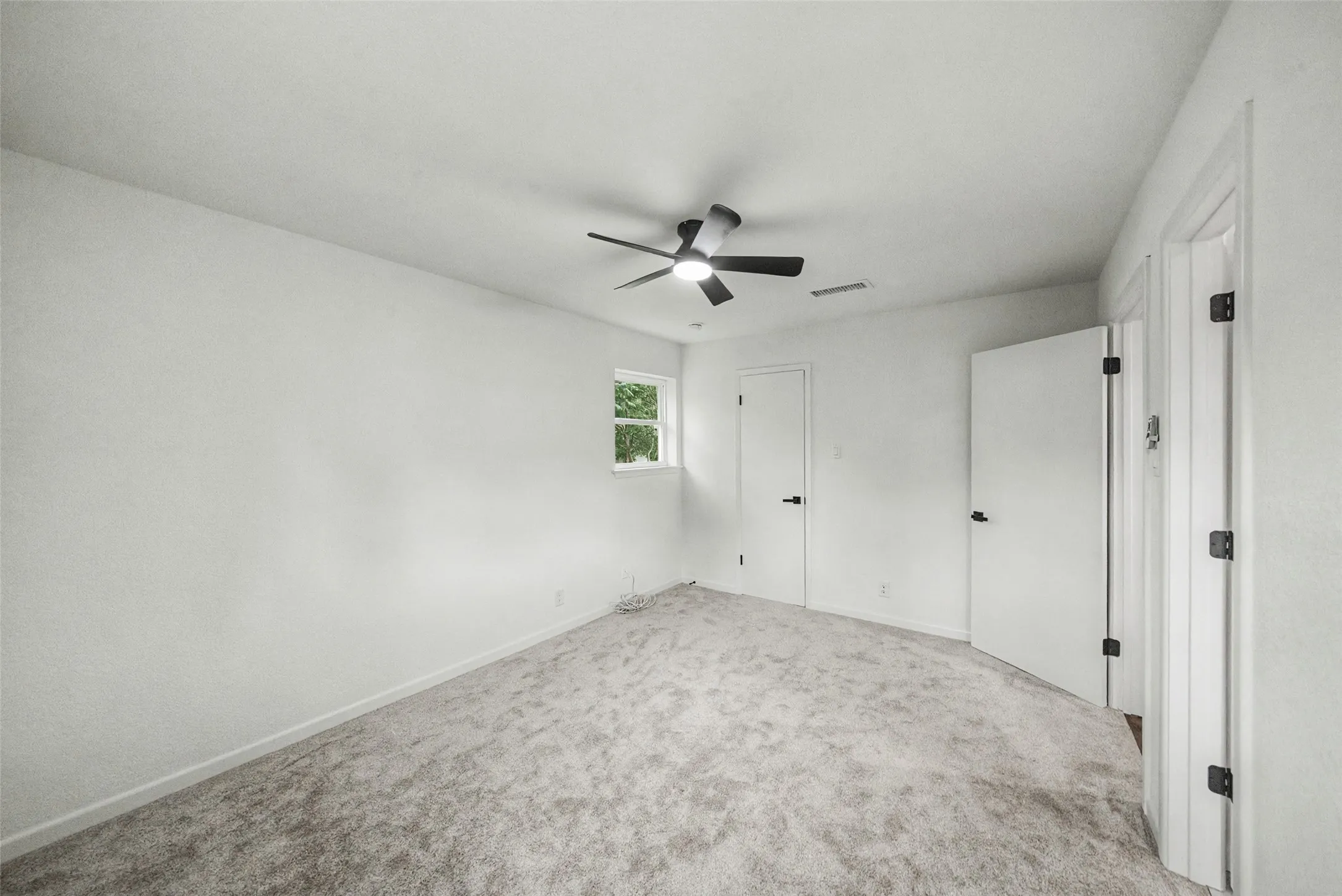 Neutral wall color with textured finish