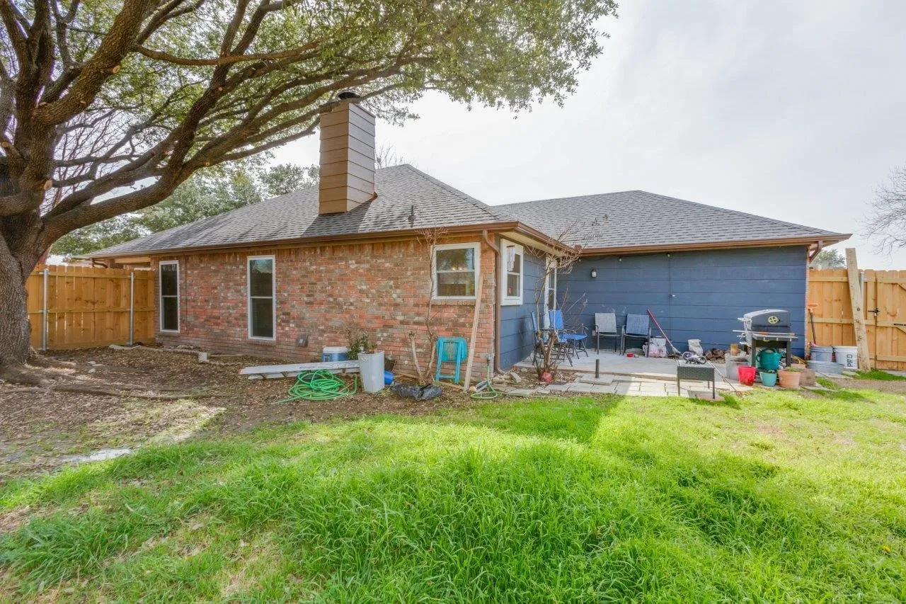 Single Family Residence For Sale in Dallas County , 613 Purple Sage Trail, Mesquite, Texas 75149, 3 Bedroom, 2 Bathroom, 2 Garage spaces, 1,241 Sqft, built in 1983, mls#21296501, Real Estate Agent in Mesquite, Homes For Sale in Dallas county, Homes For Sale in Mesquite, Realtor in Mesquite Texas, Real Estate Brokerage Independent Realty Texas, Luminita Cordes Realtor