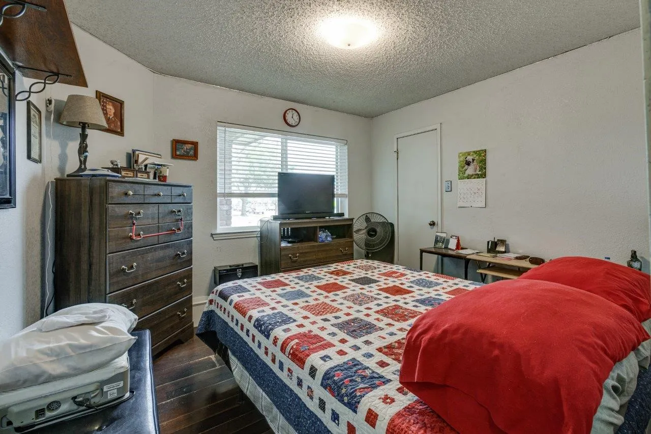 Single Family Residence For Sale in Dallas County , 613 Purple Sage Trail, Mesquite, Texas 75149, 3 Bedroom, 2 Bathroom, 2 Garage spaces, 1,241 Sqft, built in 1983, mls#21296501, Real Estate Agent in Mesquite, Homes For Sale in Dallas county, Homes For Sale in Mesquite, Realtor in Mesquite Texas, Real Estate Brokerage Independent Realty Texas, Luminita Cordes Realtor