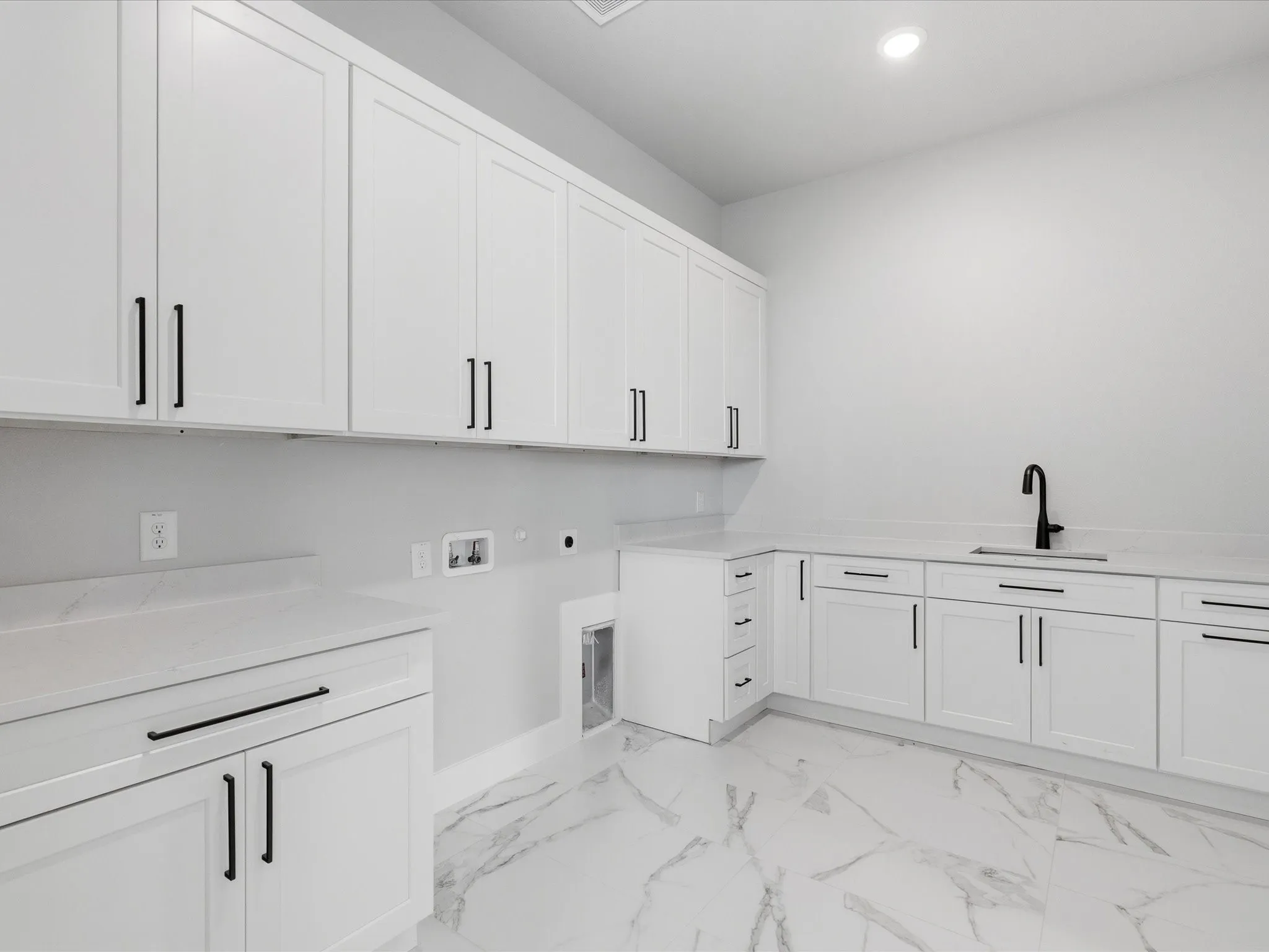 Single Family Residence For Sale in Collin County , 3012 Jenkins Hill, Anna, Texas 75409, 5 Bedroom, 6 Bathroom, 4 Garage spaces, 5,819 Sqft, built in 2025, mls#21212025, Real Estate Agent in Anna, Homes For Sale in Collin county, Homes For Sale in Anna, Realtor in Anna Texas, Real Estate Brokerage Independent Realty Texas, Luminita Cordes Realtor