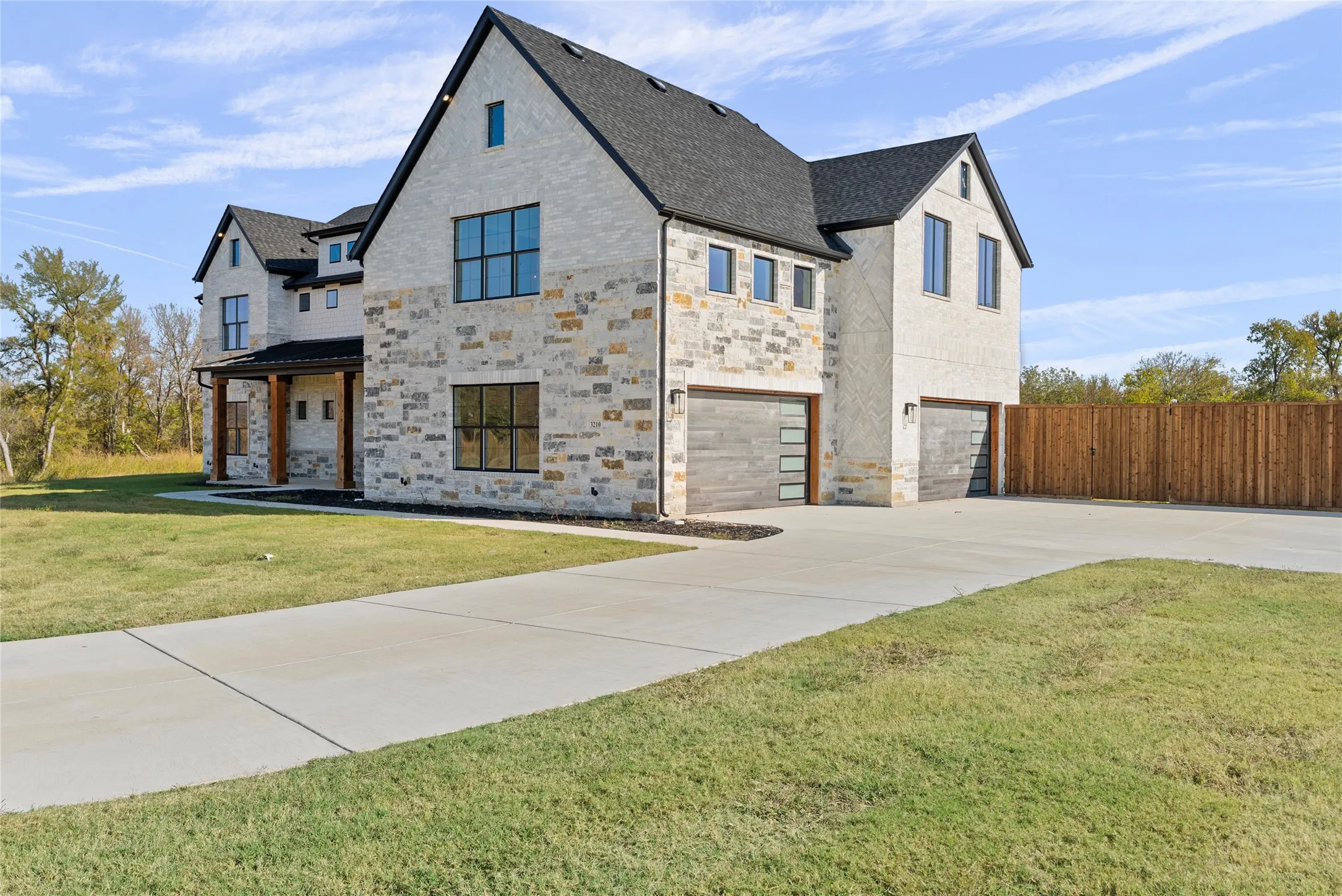 Single Family Residence For Sale in Collin County , 3210 Harvest Way, Princeton, Texas 75407, 5 Bedroom, 5 Bathroom, 4 Garage spaces, 5,819 Sqft, built in 2025, mls#21294225, Real Estate Agent in Princeton, Homes For Sale in Collin county, Homes For Sale in Princeton, Realtor in Princeton Texas, Real Estate Brokerage Independent Realty Texas, Luminita Cordes Realtor