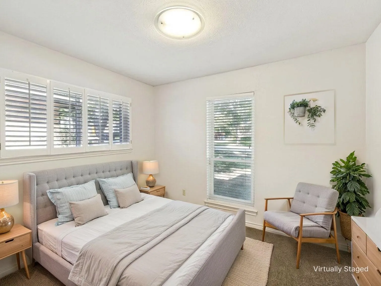 Bed 4 Virtually Staged