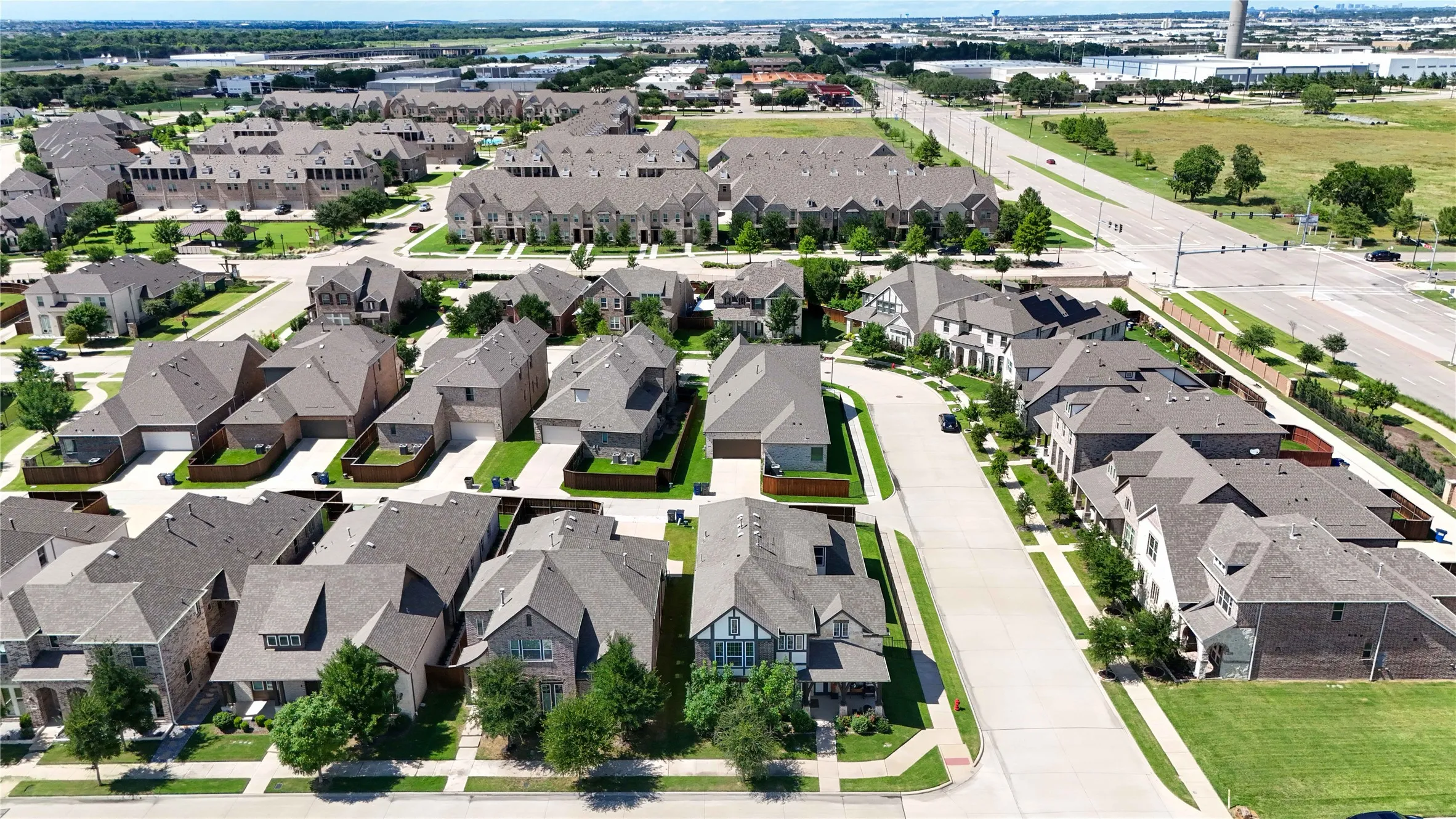 Single Family Residence For Sale in Dallas County , 1571 Amesbury Way, Farmers Branch, Texas 75234, 4 Bedroom, 4 Bathroom, 2 Garage spaces, 3,141 Sqft, built in 2019, mls#21281704, Real Estate Agent in Farmers Branch, Homes For Sale in Dallas county, Homes For Sale in Farmers Branch, Realtor in Farmers Branch Texas, Real Estate Brokerage Independent Realty Texas, Luminita Cordes Realtor
