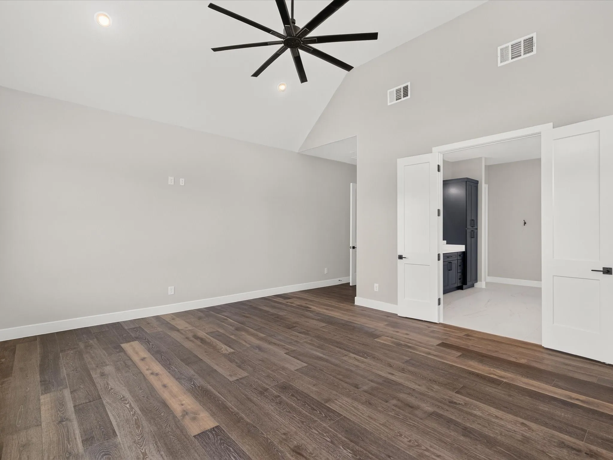 Single Family Residence For Sale in Collin County , 710 Freedom Lane, Nevada, Texas 75173, 5 Bedroom, 6 Bathroom, 4 Garage spaces, 5,188 Sqft, built in 2025, mls#21294232, Real Estate Agent in Nevada, Homes For Sale in Collin county, Homes For Sale in Nevada, Realtor in Nevada Texas, Real Estate Brokerage Independent Realty Texas, Luminita Cordes Realtor