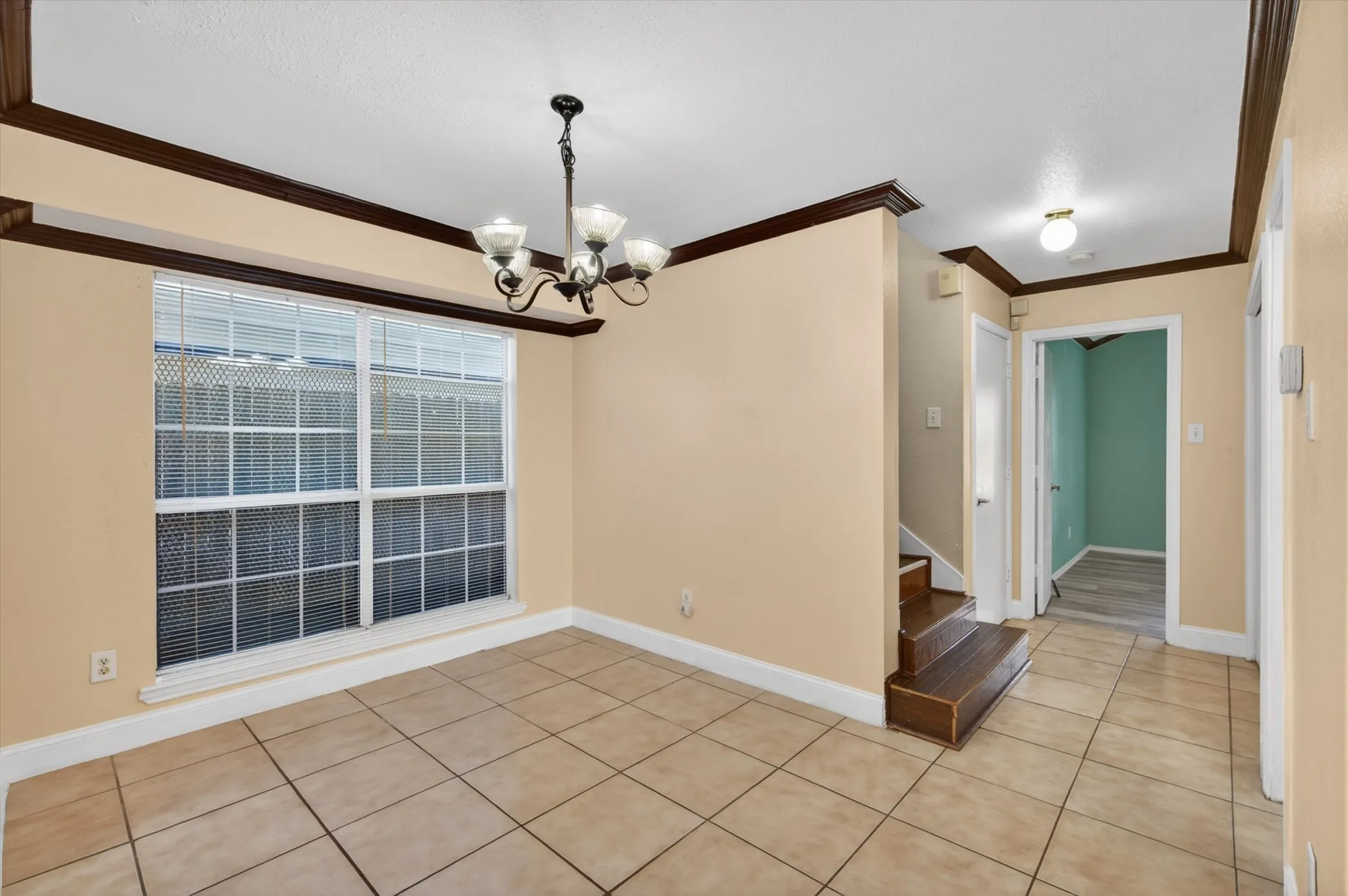 Single Family Residence For Rent in Dallas County , 10320 Carolina Oaks Drive, Dallas, Texas 75227, 4 Bedrooms, 2 Bathrooms, 2 Garage spaces, 1,453 Sqft, built in 1996, Price $1,900, mls#21296533, Real Estate Agent in Dallas, Homes For Rent in Dallas county, Homes For Rent in Dallas, Realtor in Dallas Texas, Real Estate Brokerage Independent Realty Texas, Luminita Cordes Realtor