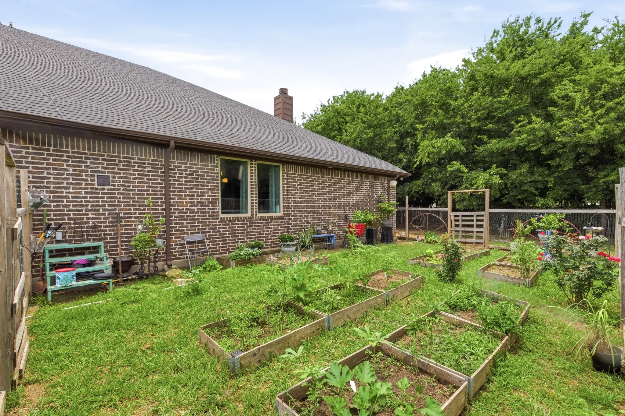 Single Family Residence For Sale in Wise County , 6270 High Mesa Drive, Justin, Texas 76247, 4 Bedroom, 4 Bathroom, 2 Garage spaces, 3,475 Sqft, built in 2017, mls#21295072, Real Estate Agent in Justin, Homes For Sale in Wise county, Homes For Sale in Justin, Realtor in Justin Texas, Real Estate Brokerage Independent Realty Texas, Luminita Cordes Realtor