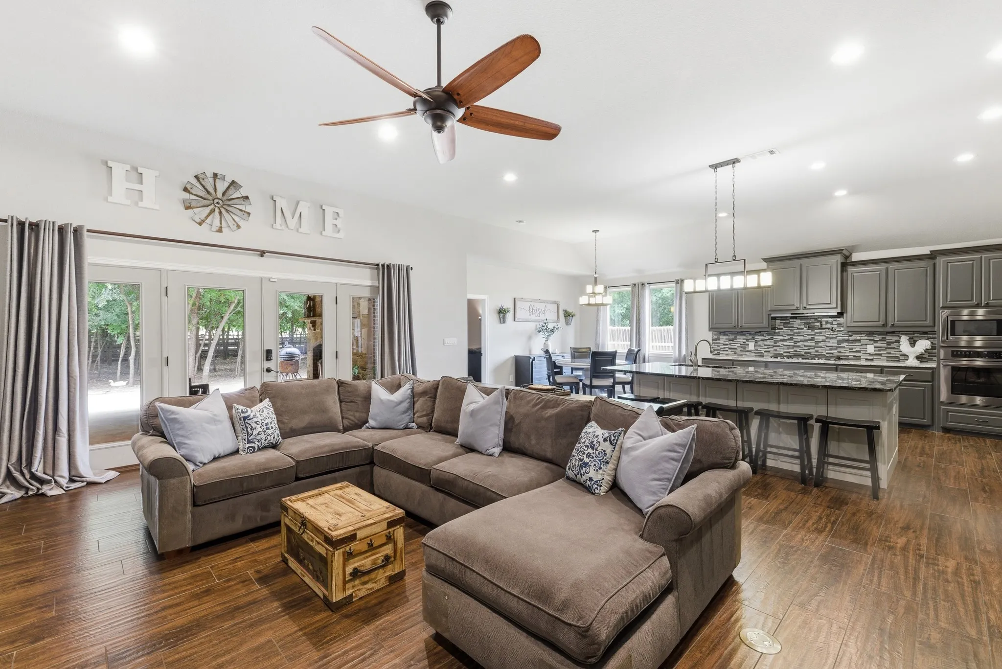 Single Family Residence For Sale in Wise County , 6270 High Mesa Drive, Justin, Texas 76247, 4 Bedroom, 4 Bathroom, 2 Garage spaces, 3,475 Sqft, built in 2017, mls#21295072, Real Estate Agent in Justin, Homes For Sale in Wise county, Homes For Sale in Justin, Realtor in Justin Texas, Real Estate Brokerage Independent Realty Texas, Luminita Cordes Realtor