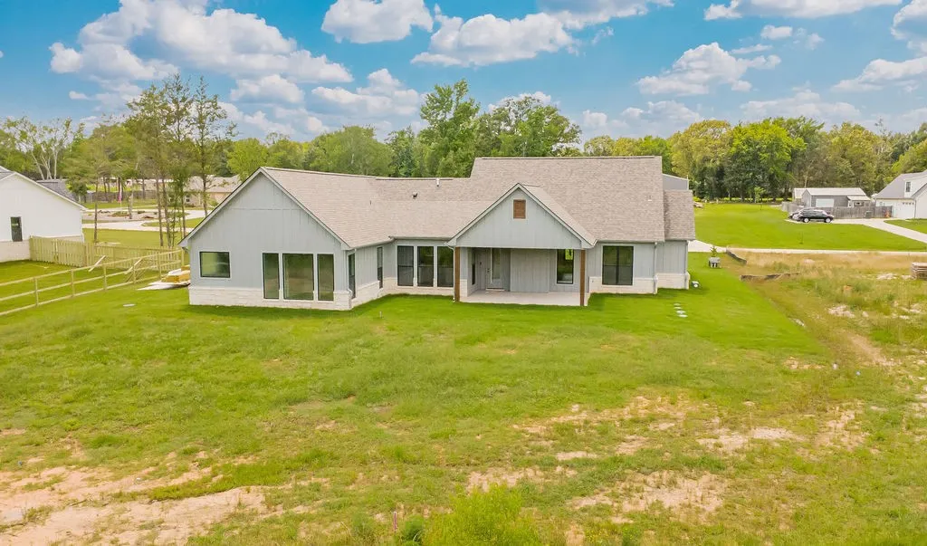 Single Family Residence For Sale in Smith County , 13974 Cedar Vista, Tyler, Texas 75704, 3 Bedroom, 3 Bathroom, 3 Garage spaces, 2,454 Sqft, built in 2026, mls#21296548, Real Estate Agent in Tyler, Homes For Sale in Smith county, Homes For Sale in Tyler, Realtor in Tyler Texas, Real Estate Brokerage Independent Realty Texas, Luminita Cordes Realtor