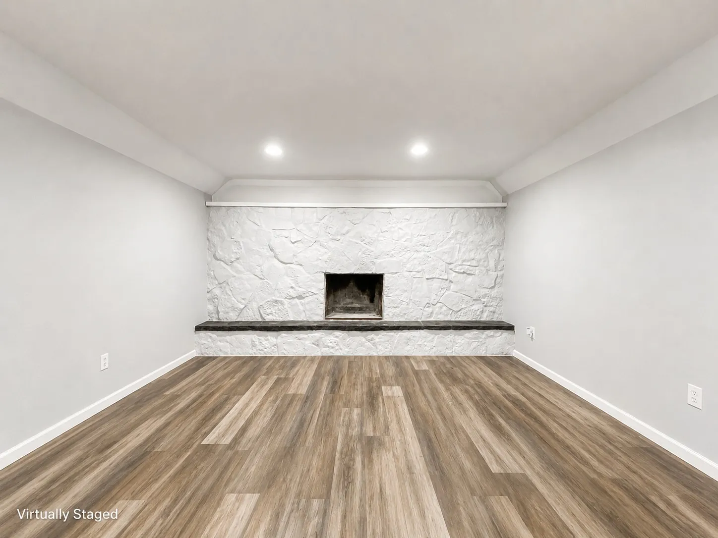 Single Family Residence For Sale in Callahan County , 510 Hamby Road, Clyde, Texas 79510, 3 Bedroom, 2 Bathroom, Garage spaces, 1,836 Sqft, built in 1940, mls#21295336, Real Estate Agent in Clyde, Homes For Sale in Callahan county, Homes For Sale in Clyde, Realtor in Clyde Texas, Real Estate Brokerage Independent Realty Texas, Luminita Cordes Realtor