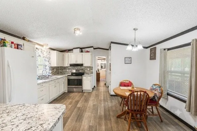 Single Family Residence For Sale in Hill County , 479 Live Oak Loop, Whitney, Texas 76692, 3 Bedroom, 2 Bathroom, Garage spaces, 1,248 Sqft, built in 1985, mls#21295889, Real Estate Agent in Whitney, Homes For Sale in Hill county, Homes For Sale in Whitney, Realtor in Whitney Texas, Real Estate Brokerage Independent Realty Texas, Luminita Cordes Realtor