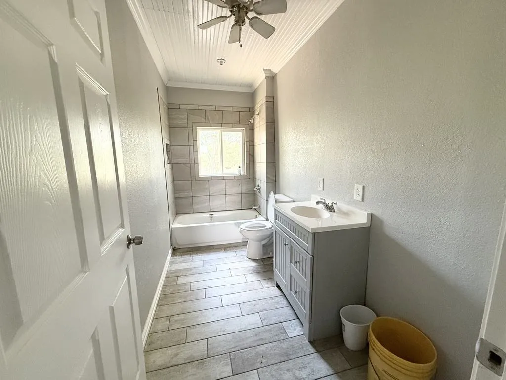 Single Family Residence For Sale in Falls County , TBD Cr 105a, Riesel, Texas 76682, 3 Bedroom, 1 Bathroom, Garage spaces, 1,386 Sqft, built in 1950, mls#21293348, Real Estate Agent in Riesel, Homes For Sale in Falls county, Homes For Sale in Riesel, Realtor in Riesel Texas, Real Estate Brokerage Independent Realty Texas, Luminita Cordes Realtor
