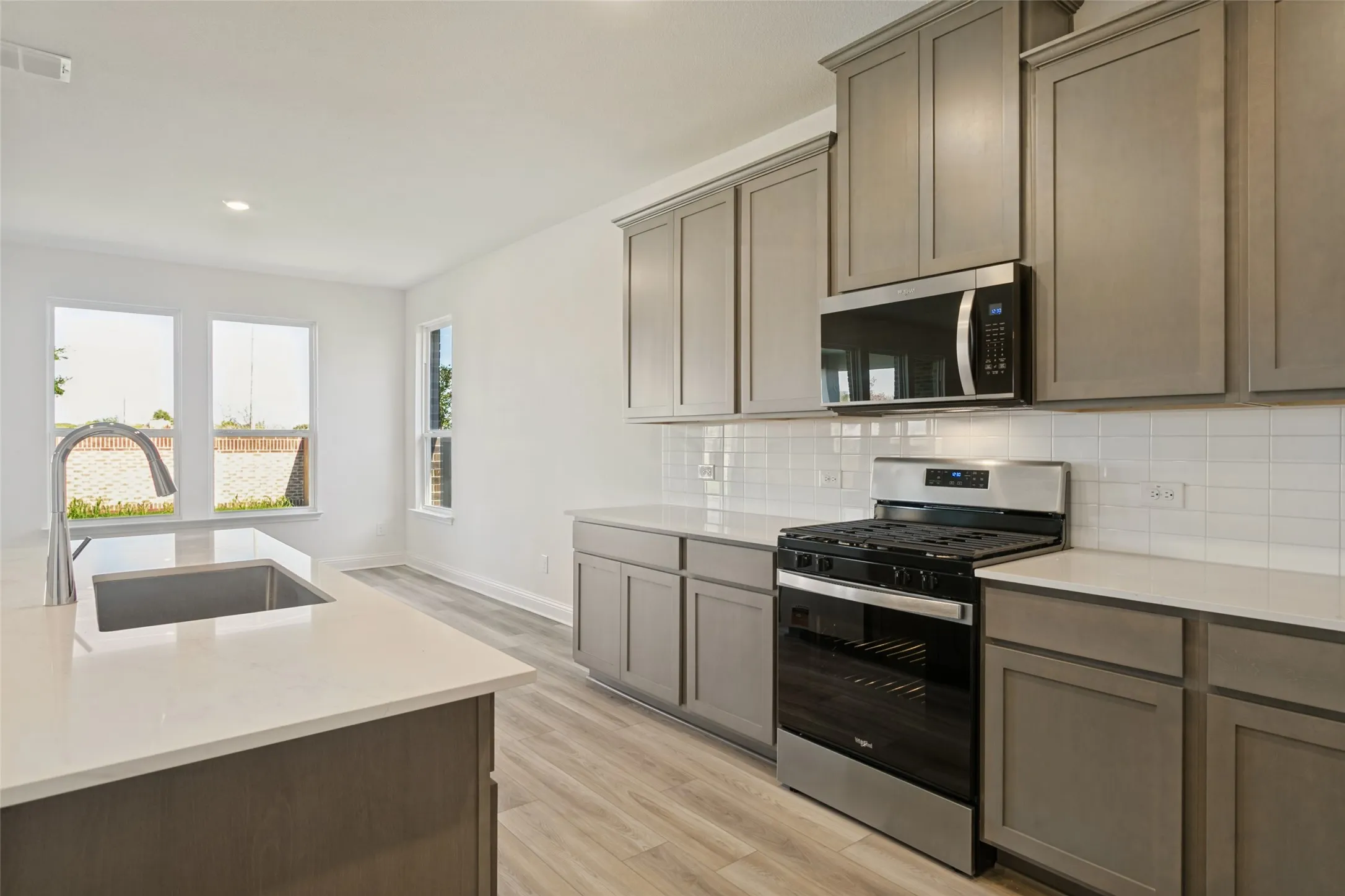 Single Family Residence For Sale in Denton County , 126 Hudson Lane, Justin, Texas 76247, 3 Bedroom, 2 Bathroom, 2 Garage spaces, 2,325 Sqft, built in 2026, mls#21296303, Real Estate Agent in Justin, Homes For Sale in Denton county, Homes For Sale in Justin, Realtor in Justin Texas, Real Estate Brokerage Independent Realty Texas, Luminita Cordes Realtor