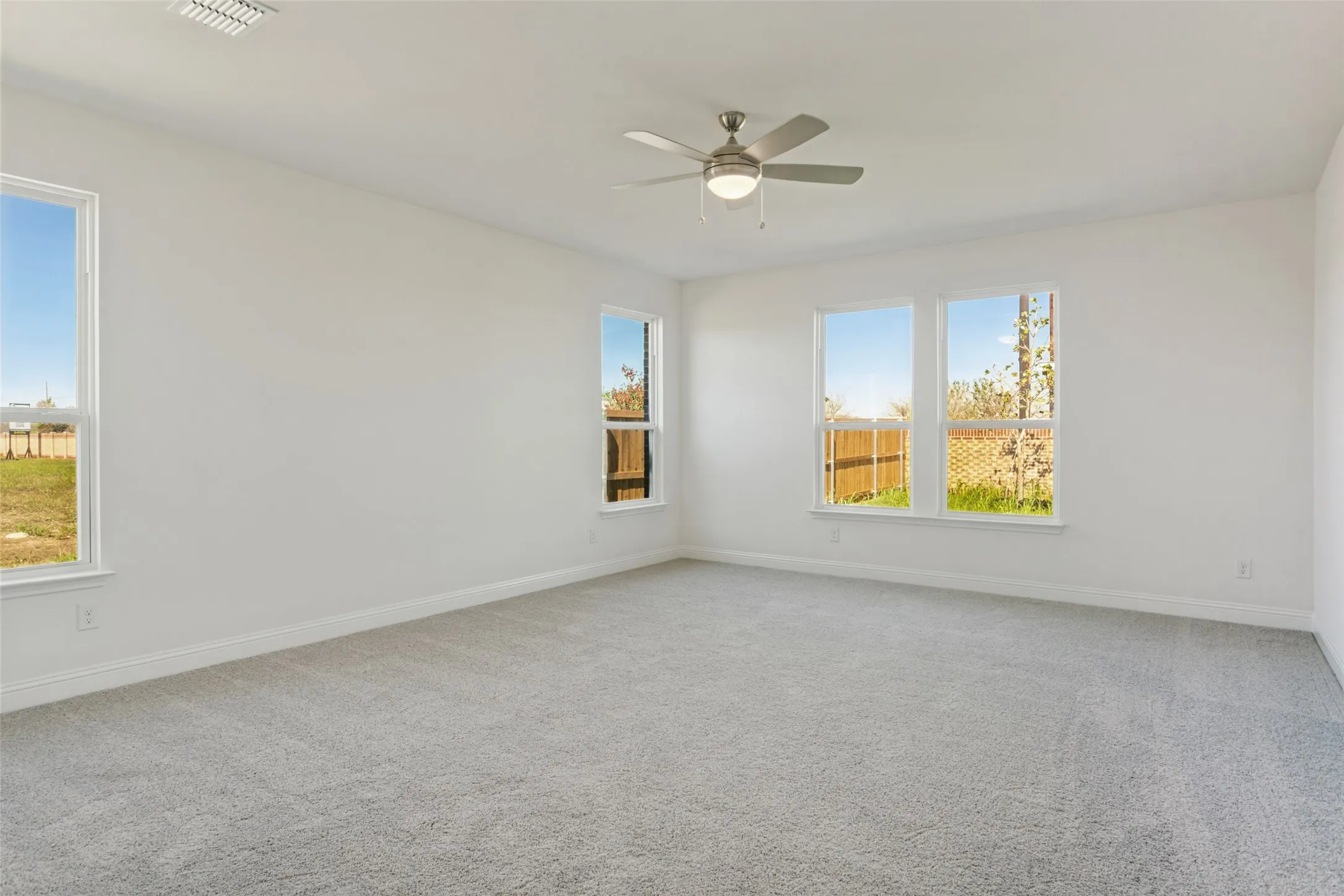 Single Family Residence For Sale in Denton County , 126 Hudson Lane, Justin, Texas 76247, 3 Bedroom, 2 Bathroom, 2 Garage spaces, 2,325 Sqft, built in 2026, mls#21296303, Real Estate Agent in Justin, Homes For Sale in Denton county, Homes For Sale in Justin, Realtor in Justin Texas, Real Estate Brokerage Independent Realty Texas, Luminita Cordes Realtor