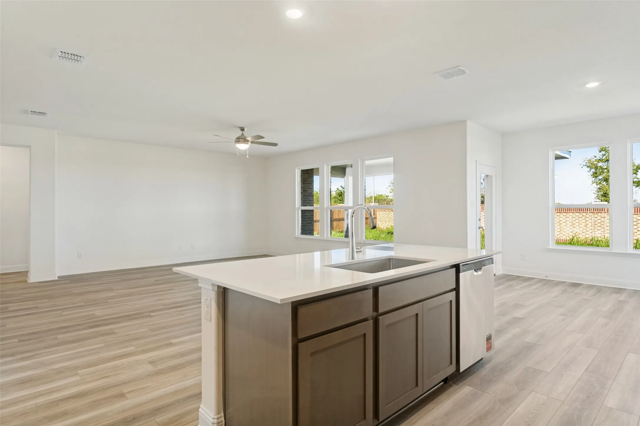 Single Family Residence For Sale in Denton County , 126 Hudson Lane, Justin, Texas 76247, 3 Bedroom, 2 Bathroom, 2 Garage spaces, 2,325 Sqft, built in 2026, mls#21296303, Real Estate Agent in Justin, Homes For Sale in Denton county, Homes For Sale in Justin, Realtor in Justin Texas, Real Estate Brokerage Independent Realty Texas, Luminita Cordes Realtor