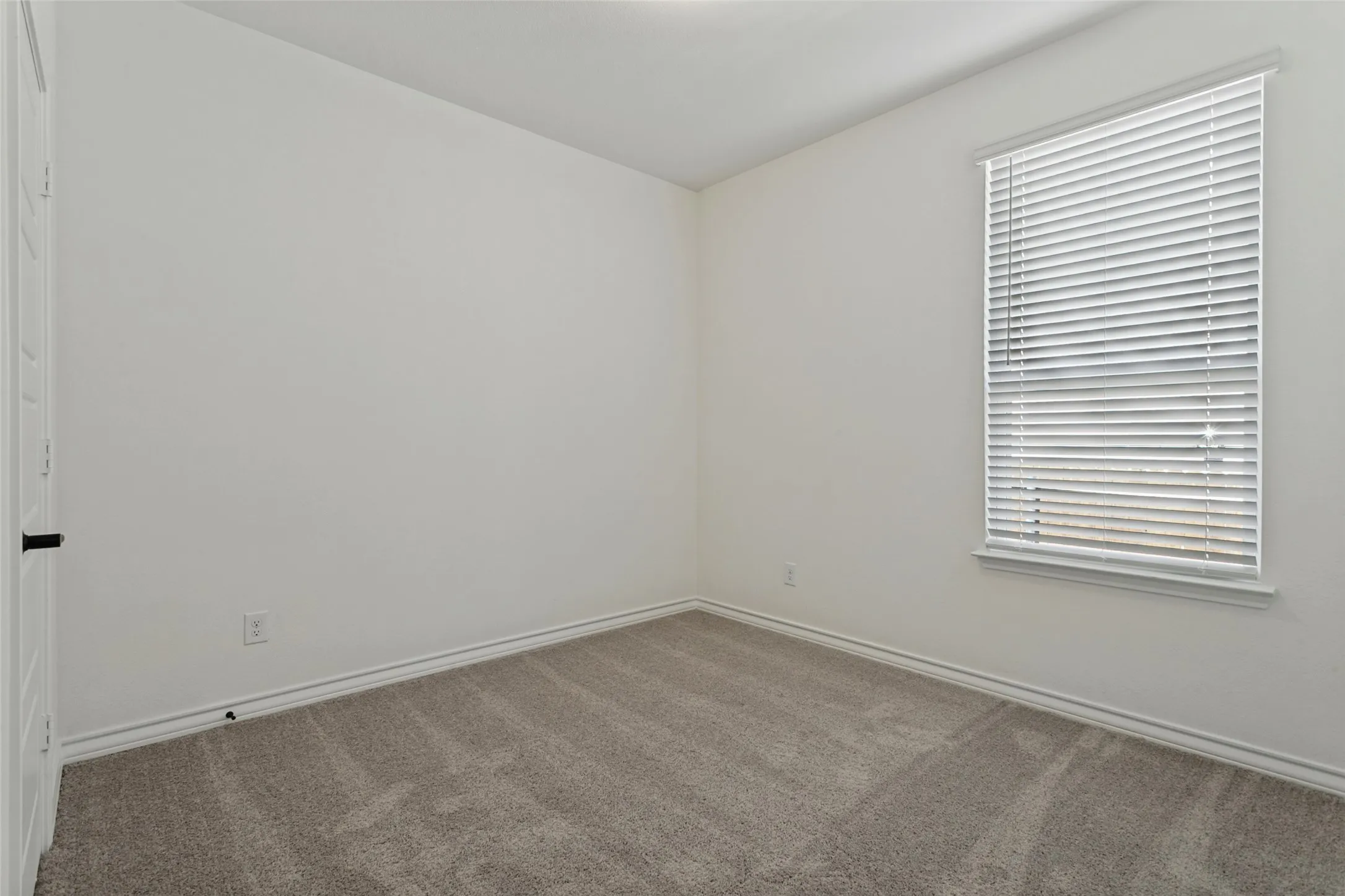 Single Family Residence For Sale in Denton County , 2708 Goldfinch Drive, Denton, Texas 76205, 4 Bedroom, 2 Bathroom, 2 Garage spaces, 2,004 Sqft, built in 2026, mls#21295503, Real Estate Agent in Denton, Homes For Sale in Denton county, Homes For Sale in Denton, Realtor in Denton Texas, Real Estate Brokerage Independent Realty Texas, Luminita Cordes Realtor