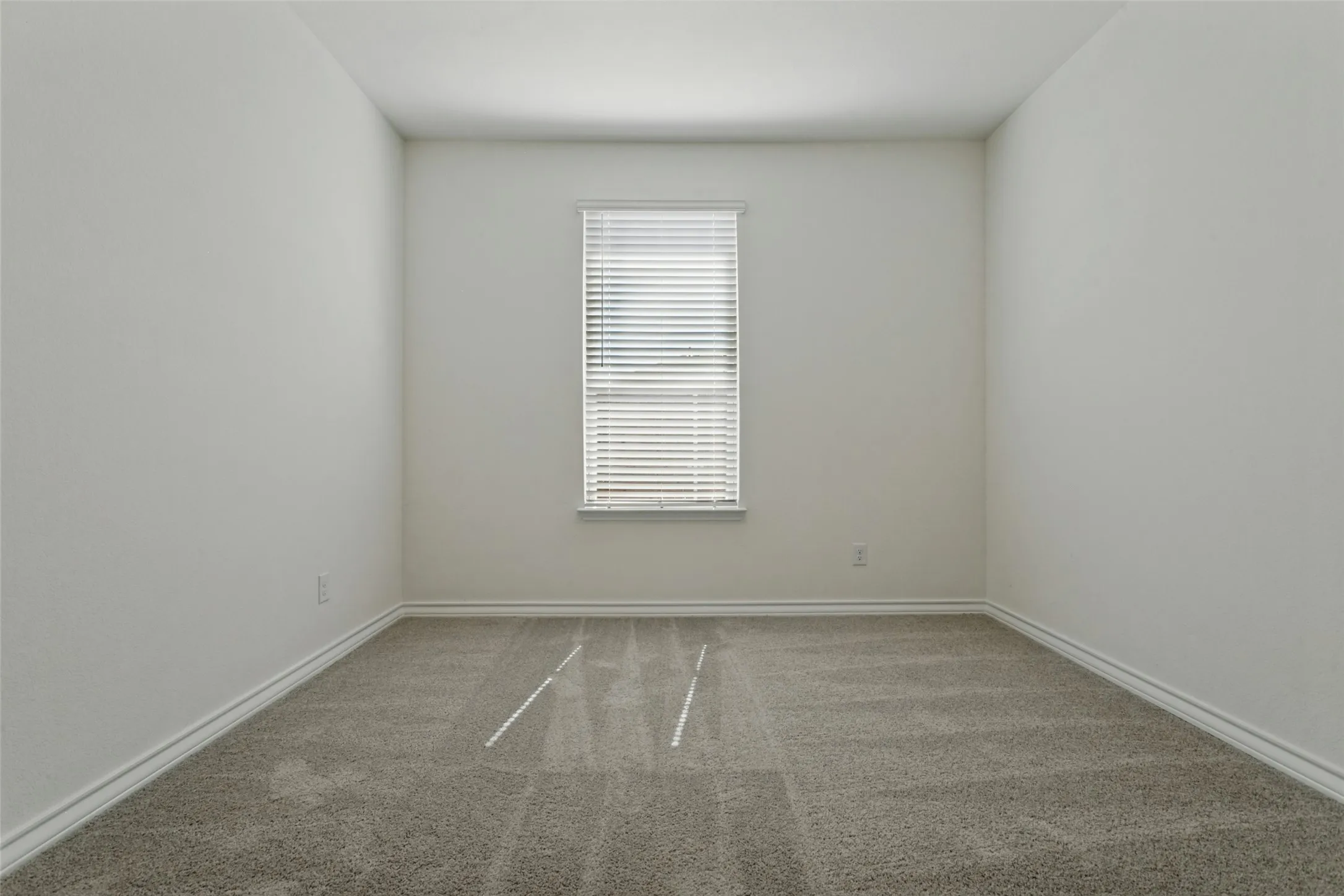 Single Family Residence For Sale in Denton County , 2708 Goldfinch Drive, Denton, Texas 76205, 4 Bedroom, 2 Bathroom, 2 Garage spaces, 2,004 Sqft, built in 2026, mls#21295503, Real Estate Agent in Denton, Homes For Sale in Denton county, Homes For Sale in Denton, Realtor in Denton Texas, Real Estate Brokerage Independent Realty Texas, Luminita Cordes Realtor