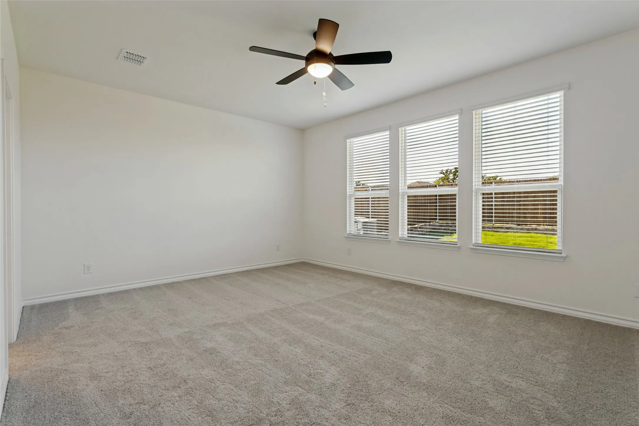 Single Family Residence For Sale in Denton County , 2708 Goldfinch Drive, Denton, Texas 76205, 4 Bedroom, 2 Bathroom, 2 Garage spaces, 2,004 Sqft, built in 2026, mls#21295503, Real Estate Agent in Denton, Homes For Sale in Denton county, Homes For Sale in Denton, Realtor in Denton Texas, Real Estate Brokerage Independent Realty Texas, Luminita Cordes Realtor