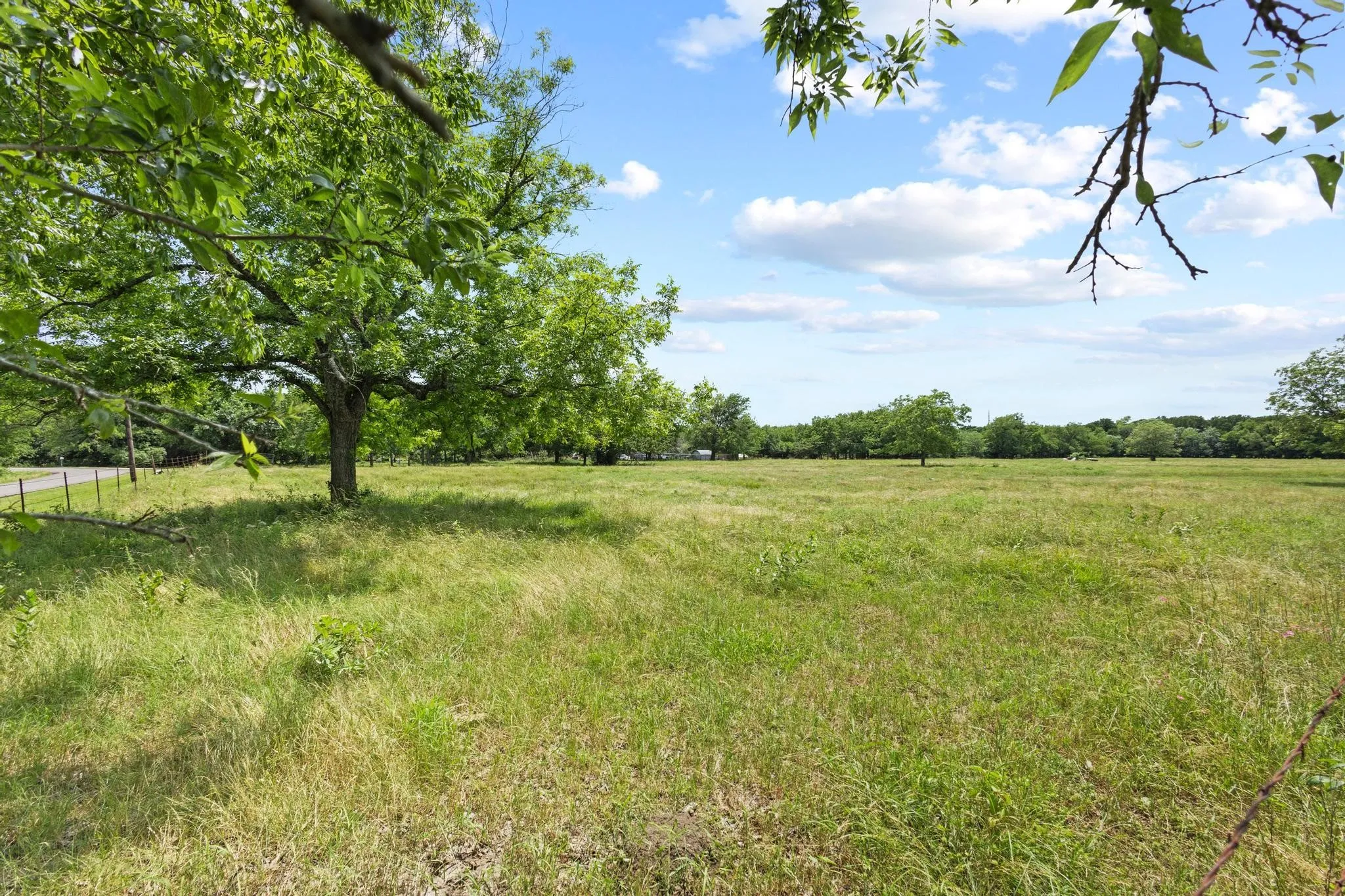 Improved Land For Sale in Hunt County , 0000 County Road 4604, Commerce, Texas 75428, 0, 0, Garage spaces, 0 Sqft, built in 0, mls#21296571, Real Estate Agent in Commerce, Homes For Sale in Hunt county, Homes For Sale in Commerce, Realtor in Commerce Texas, Real Estate Brokerage Independent Realty Texas, Luminita Cordes Realtor