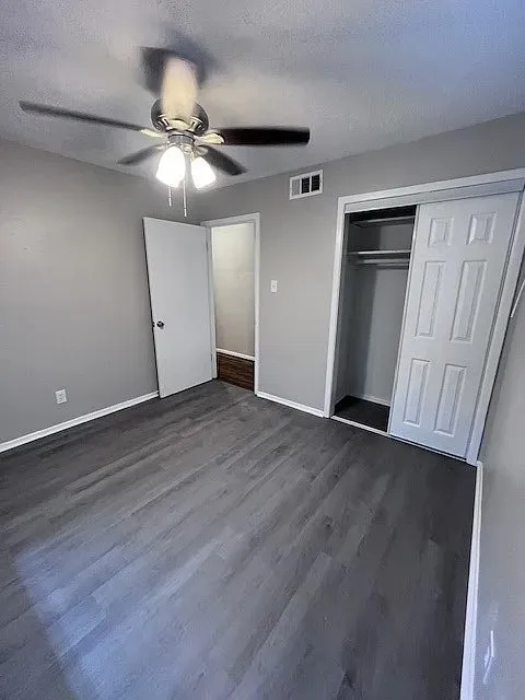 Single Family Residence For Sale in Dallas County , 2428 Klondike Drive, Dallas, Texas 75228, 3 Bedroom, 2 Bathroom, Garage spaces, 1,359 Sqft, built in 1955, mls#21293991, Real Estate Agent in Dallas, Homes For Sale in Dallas county, Homes For Sale in Dallas, Realtor in Dallas Texas, Real Estate Brokerage Independent Realty Texas, Luminita Cordes Realtor