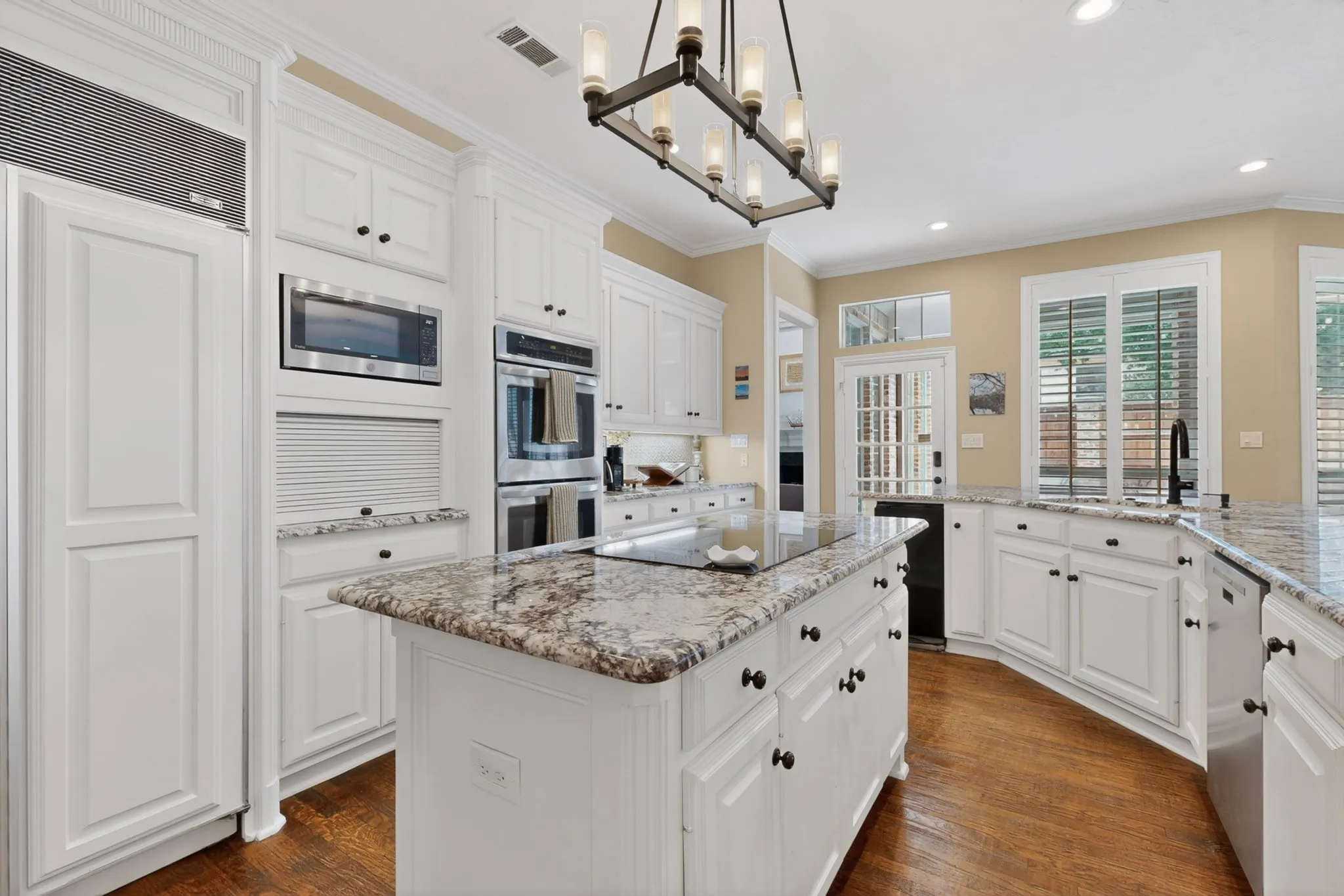 Single Family Residence For Sale in Collin County , 5700 Walden Drive, Plano, Texas 75093, 4 Bedroom, 5 Bathroom, 3 Garage spaces, 4,538 Sqft, built in 1994, mls#21289536, Real Estate Agent in Plano, Homes For Sale in Collin county, Homes For Sale in Plano, Realtor in Plano Texas, Real Estate Brokerage Independent Realty Texas, Luminita Cordes Realtor
