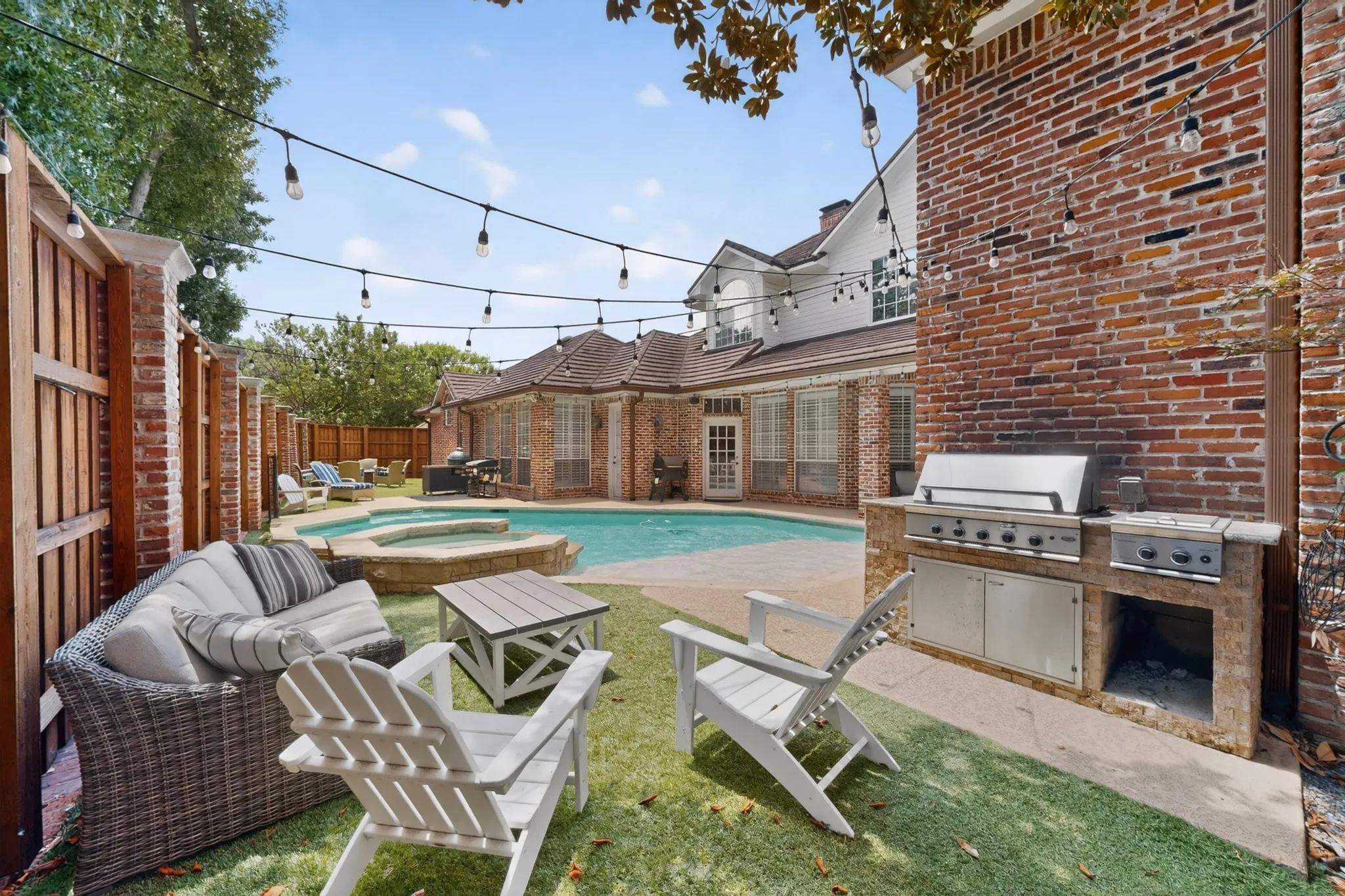 Single Family Residence For Sale in Collin County , 5700 Walden Drive, Plano, Texas 75093, 4 Bedroom, 5 Bathroom, 3 Garage spaces, 4,538 Sqft, built in 1994, mls#21289536, Real Estate Agent in Plano, Homes For Sale in Collin county, Homes For Sale in Plano, Realtor in Plano Texas, Real Estate Brokerage Independent Realty Texas, Luminita Cordes Realtor