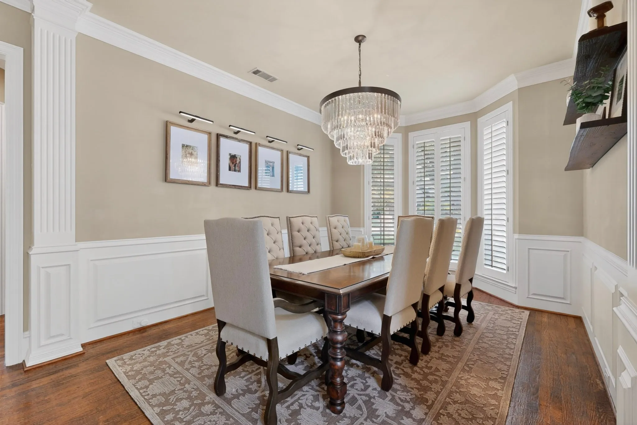 Single Family Residence For Sale in Collin County , 5700 Walden Drive, Plano, Texas 75093, 4 Bedroom, 5 Bathroom, 3 Garage spaces, 4,538 Sqft, built in 1994, mls#21289536, Real Estate Agent in Plano, Homes For Sale in Collin county, Homes For Sale in Plano, Realtor in Plano Texas, Real Estate Brokerage Independent Realty Texas, Luminita Cordes Realtor