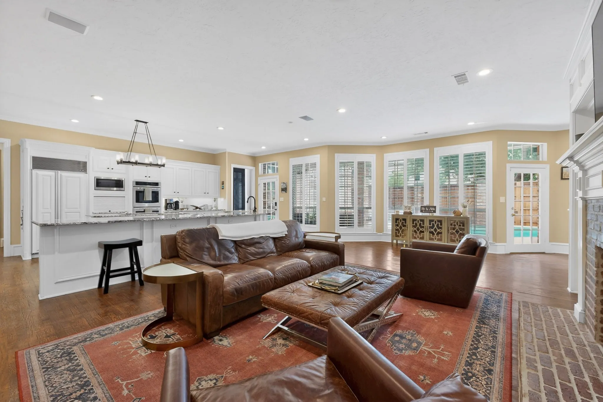 Single Family Residence For Sale in Collin County , 5700 Walden Drive, Plano, Texas 75093, 4 Bedroom, 5 Bathroom, 3 Garage spaces, 4,538 Sqft, built in 1994, mls#21289536, Real Estate Agent in Plano, Homes For Sale in Collin county, Homes For Sale in Plano, Realtor in Plano Texas, Real Estate Brokerage Independent Realty Texas, Luminita Cordes Realtor