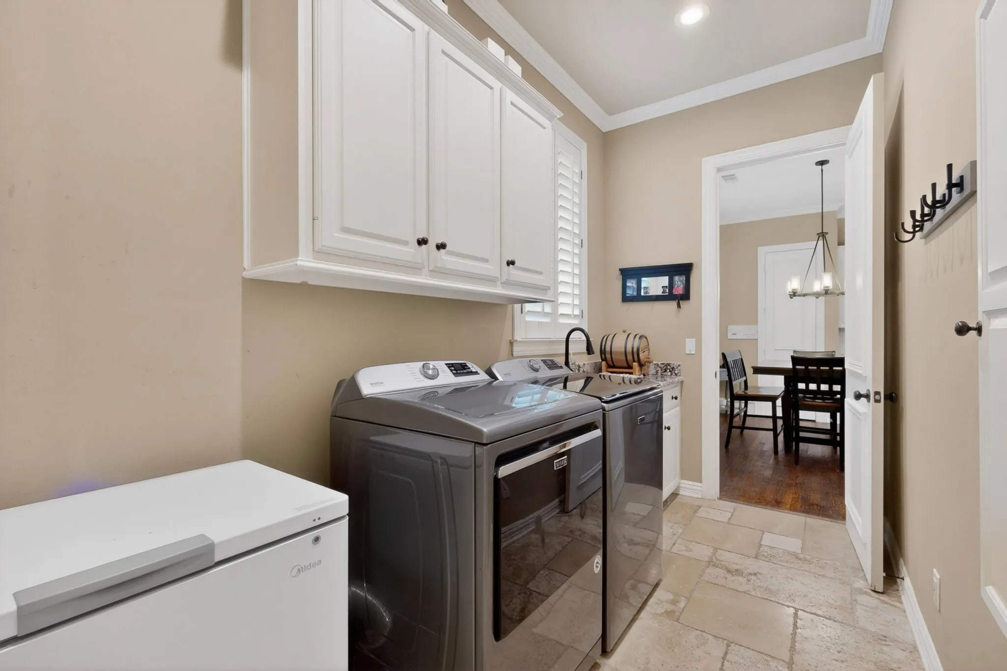 Single Family Residence For Sale in Collin County , 5700 Walden Drive, Plano, Texas 75093, 4 Bedroom, 5 Bathroom, 3 Garage spaces, 4,538 Sqft, built in 1994, mls#21289536, Real Estate Agent in Plano, Homes For Sale in Collin county, Homes For Sale in Plano, Realtor in Plano Texas, Real Estate Brokerage Independent Realty Texas, Luminita Cordes Realtor