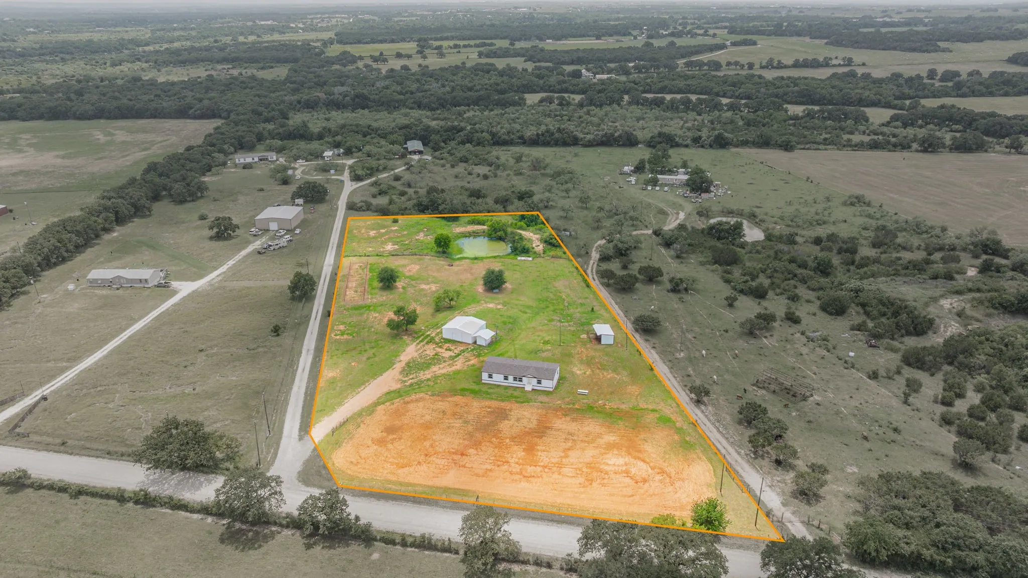Mobile Home For Sale in Erath County , 4850 County Road 179, Stephenville, Texas 76401, 3 Bedroom, 2 Bathroom, Garage spaces, 1,680 Sqft, built in 1979, mls#21296406, Real Estate Agent in Stephenville, Homes For Sale in Erath county, Homes For Sale in Stephenville, Realtor in Stephenville Texas, Real Estate Brokerage Independent Realty Texas, Luminita Cordes Realtor