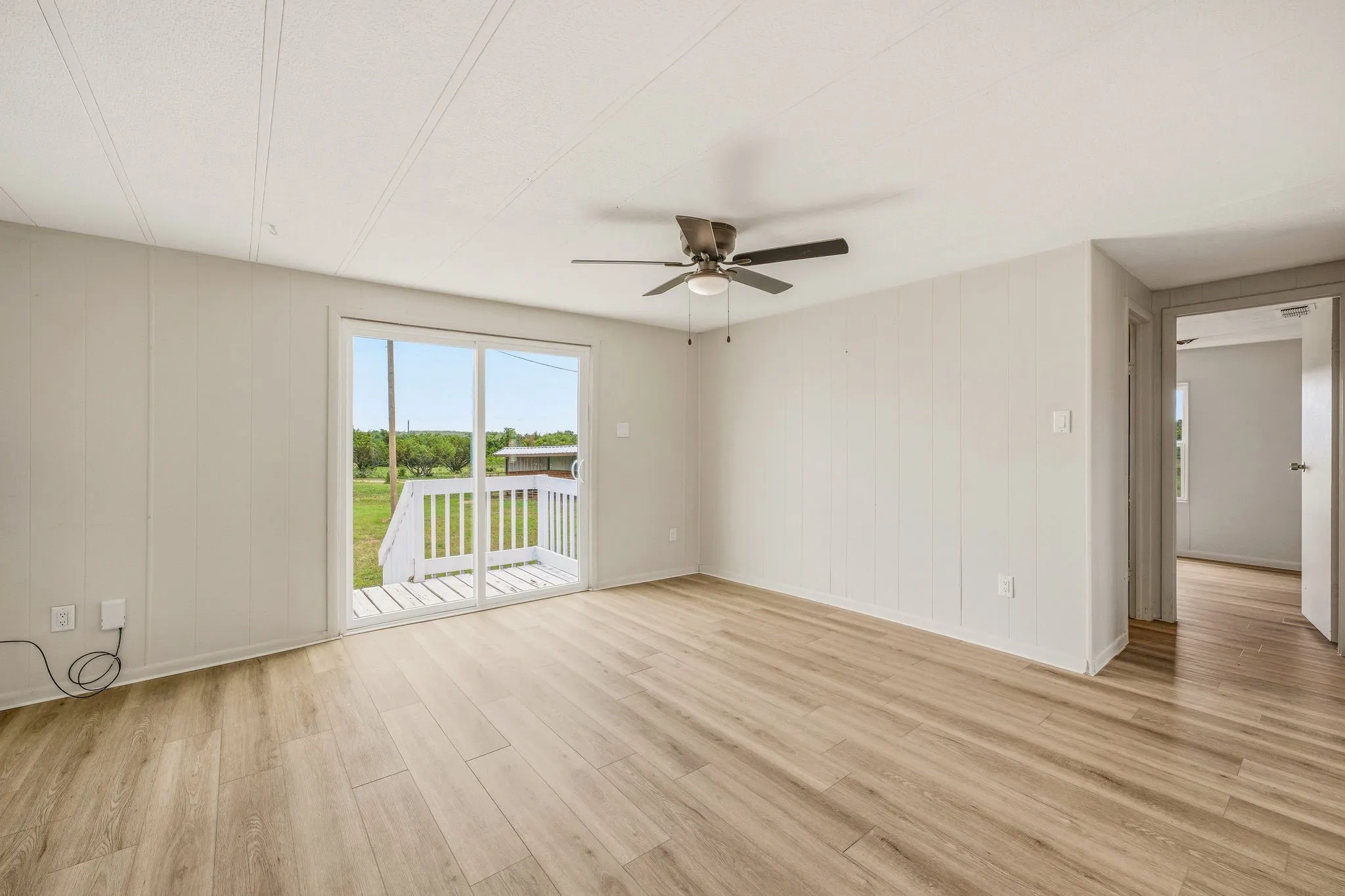 Mobile Home For Sale in Erath County , 4850 County Road 179, Stephenville, Texas 76401, 3 Bedroom, 2 Bathroom, Garage spaces, 1,680 Sqft, built in 1979, mls#21296406, Real Estate Agent in Stephenville, Homes For Sale in Erath county, Homes For Sale in Stephenville, Realtor in Stephenville Texas, Real Estate Brokerage Independent Realty Texas, Luminita Cordes Realtor