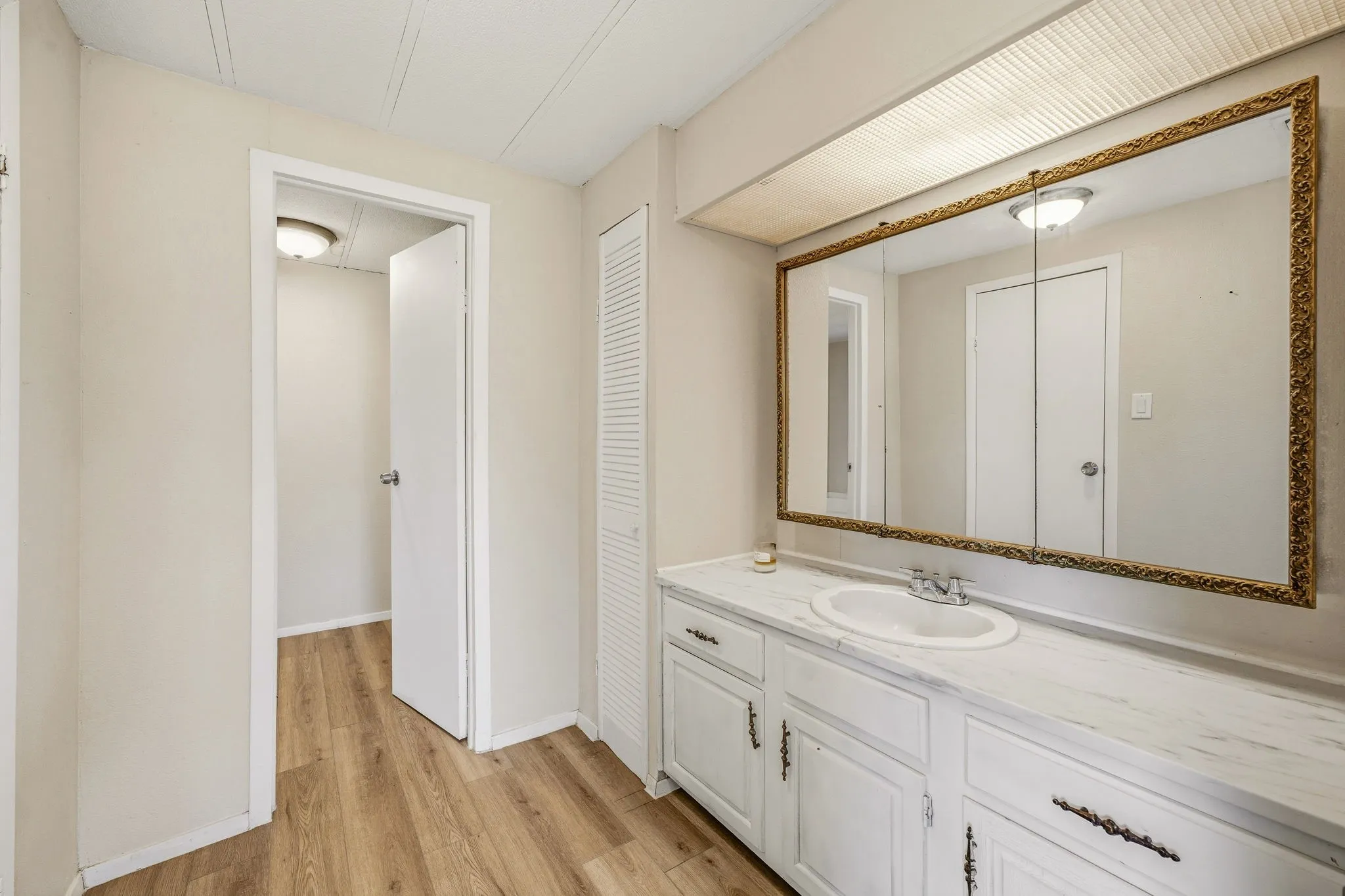 Mobile Home For Sale in Erath County , 4850 County Road 179, Stephenville, Texas 76401, 3 Bedroom, 2 Bathroom, Garage spaces, 1,680 Sqft, built in 1979, mls#21296406, Real Estate Agent in Stephenville, Homes For Sale in Erath county, Homes For Sale in Stephenville, Realtor in Stephenville Texas, Real Estate Brokerage Independent Realty Texas, Luminita Cordes Realtor