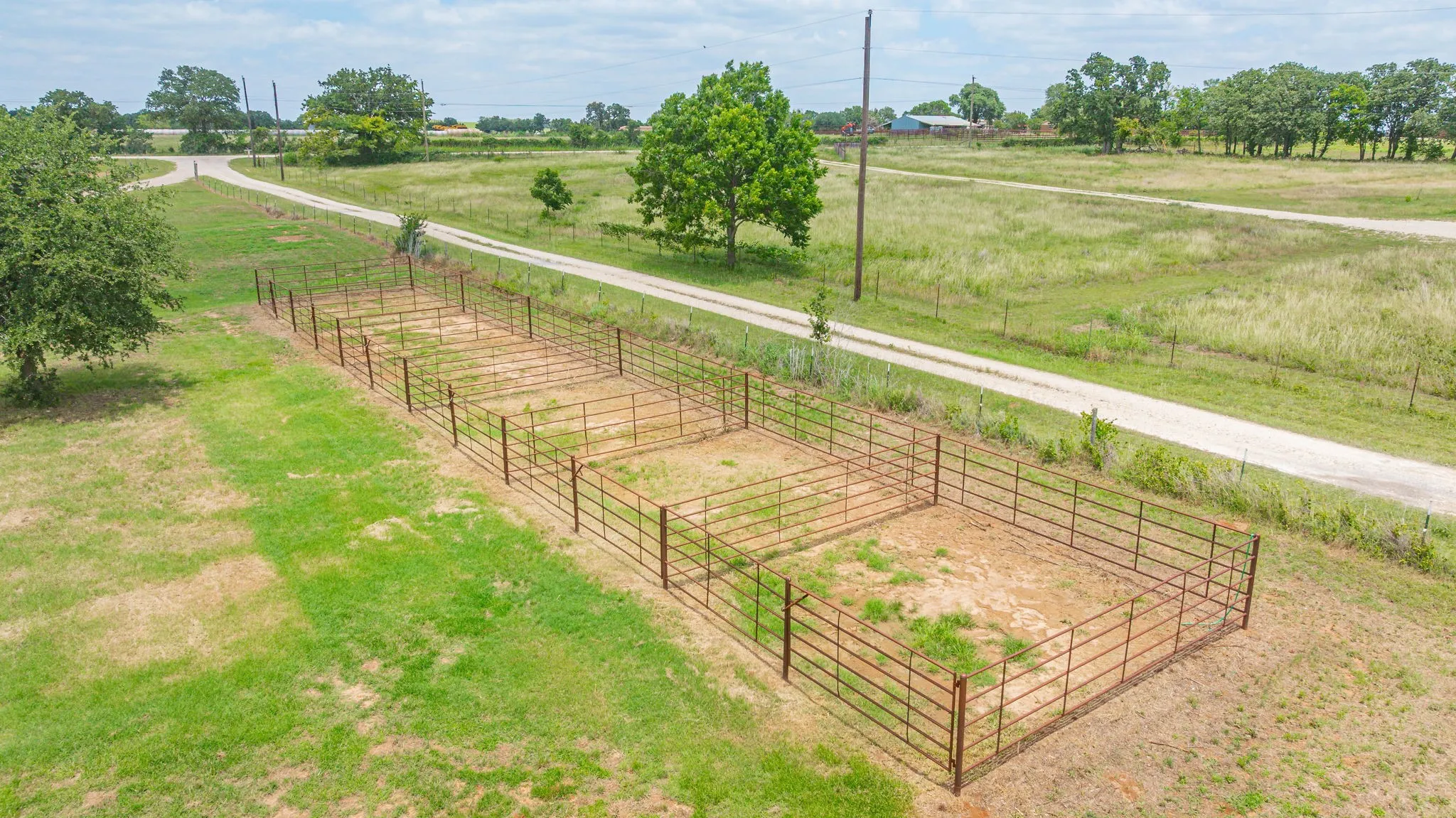Mobile Home For Sale in Erath County , 4850 County Road 179, Stephenville, Texas 76401, 3 Bedroom, 2 Bathroom, Garage spaces, 1,680 Sqft, built in 1979, mls#21296406, Real Estate Agent in Stephenville, Homes For Sale in Erath county, Homes For Sale in Stephenville, Realtor in Stephenville Texas, Real Estate Brokerage Independent Realty Texas, Luminita Cordes Realtor