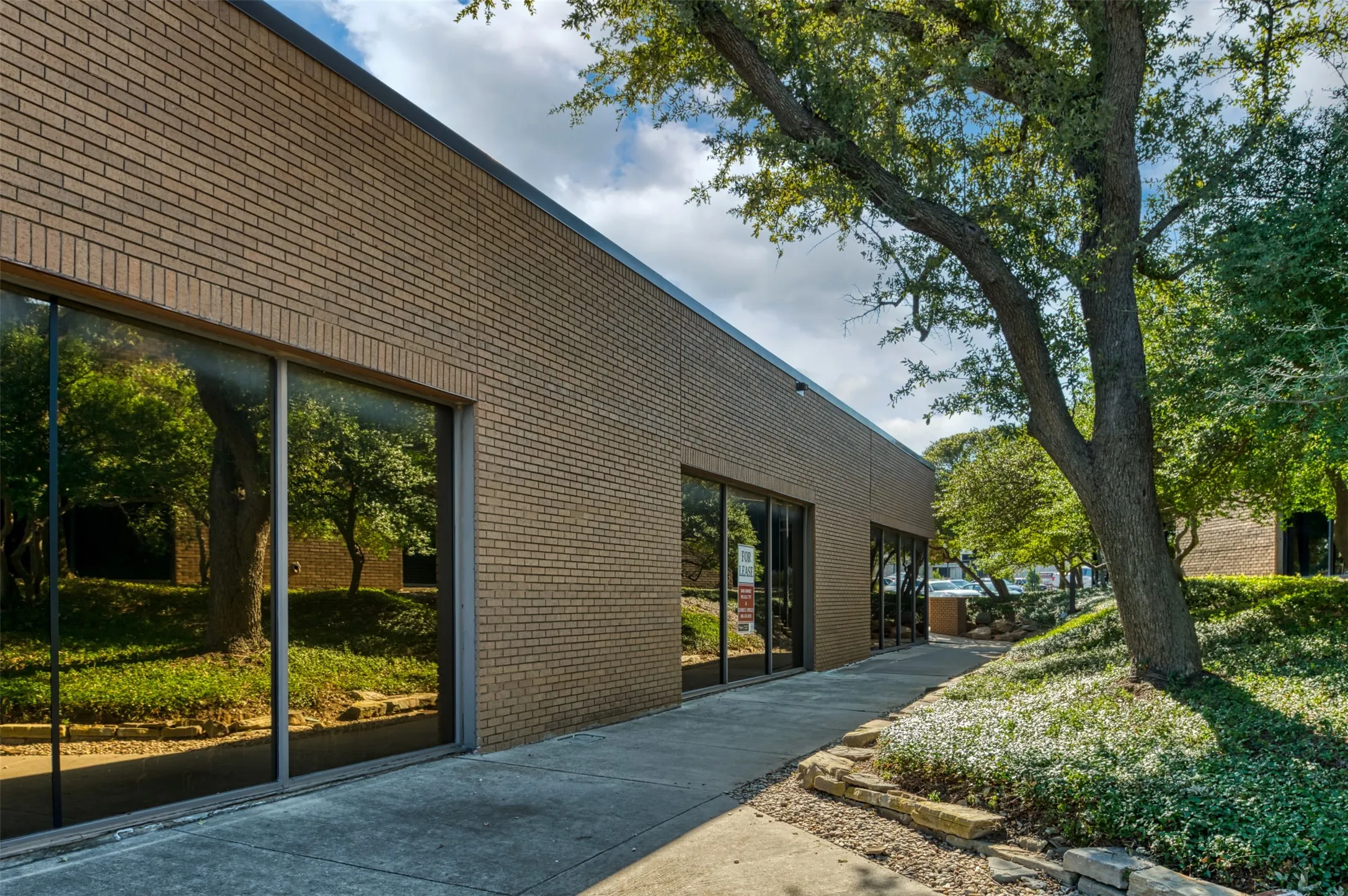 Office For Rent in Dallas County , 1610 Corporate Court 110, Irving, Texas 75038, 0, 0, Garage spaces, 0 Sqft, built in 1982, mls#21296653, Real Estate Agent in Irving, Homes For Rent in Dallas county, Homes For Rent in Irving, Realtor in Irving Texas, Real Estate Brokerage Independent Realty Texas, Luminita Cordes Realtor