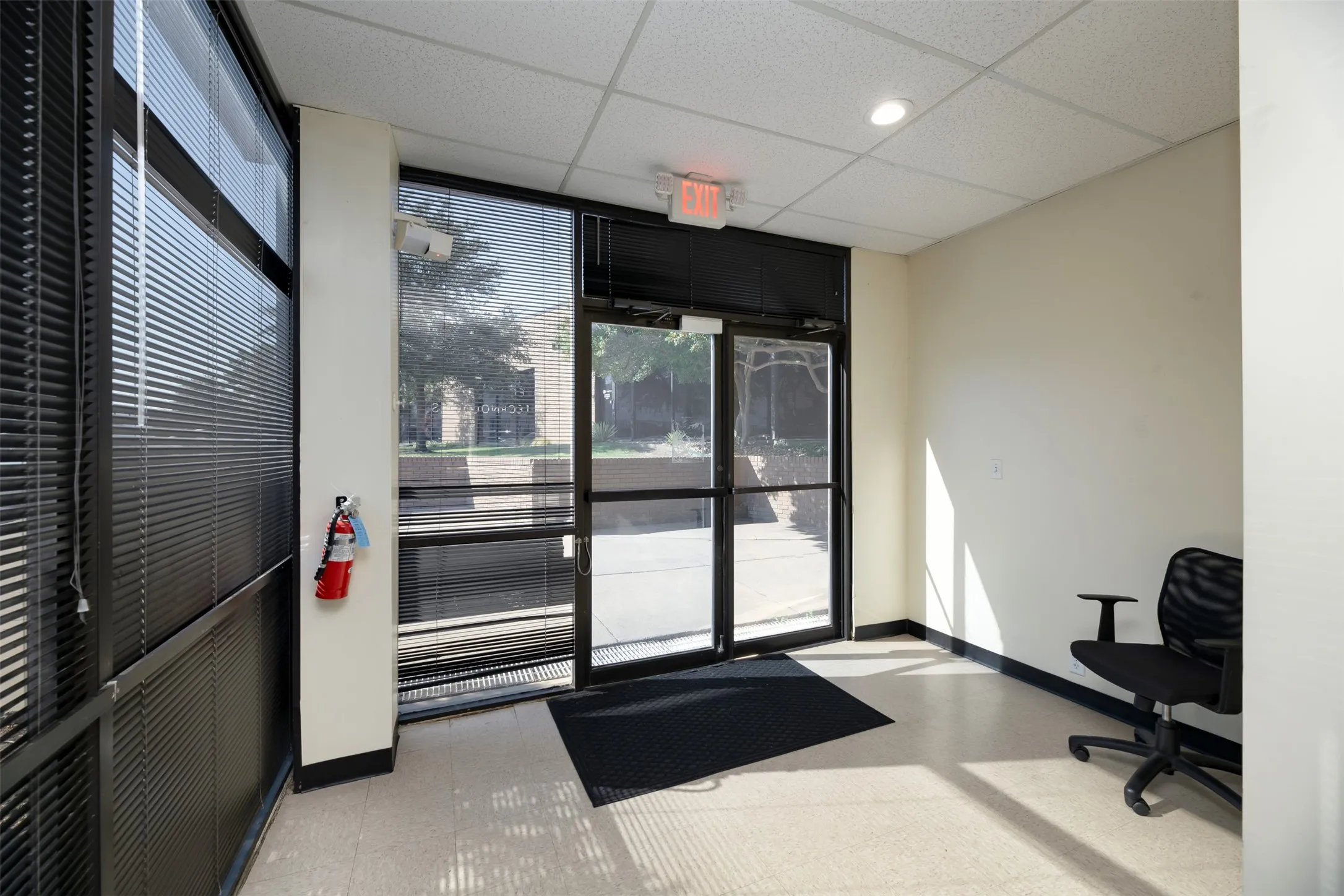Office For Rent in Dallas County , 1610 Corporate Court 120, Irving, Texas 75038, 0, 0, Garage spaces, 0 Sqft, built in 1982, mls#21296670, Real Estate Agent in Irving, Homes For Rent in Dallas county, Homes For Rent in Irving, Realtor in Irving Texas, Real Estate Brokerage Independent Realty Texas, Luminita Cordes Realtor