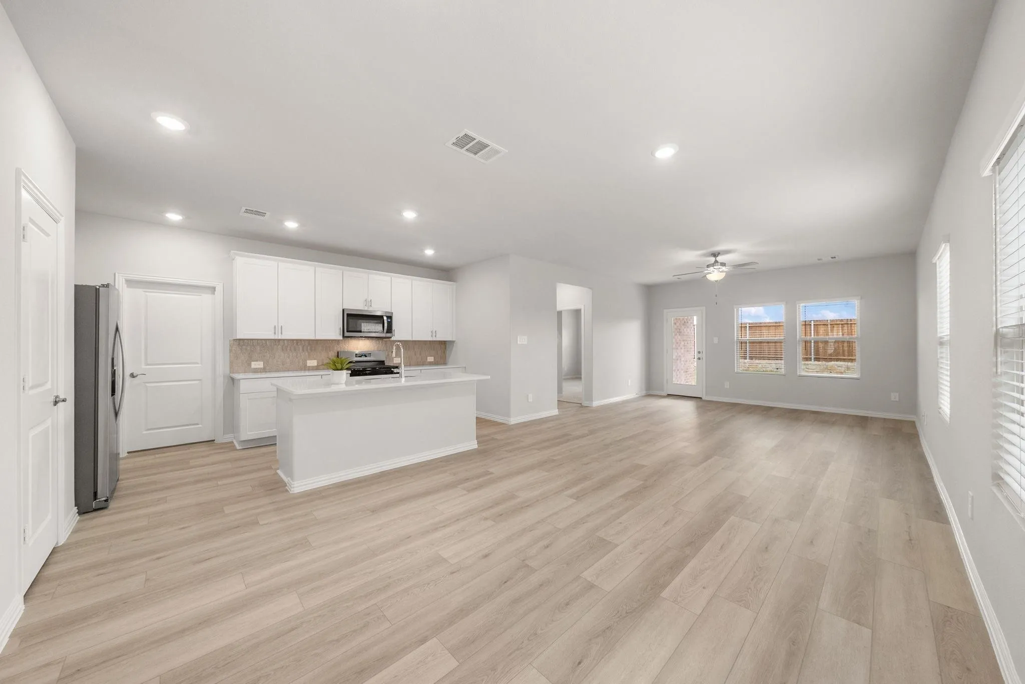 Single Family Residence For Rent in Collin County , 1737 Arches Road, Anna, Texas 75409, 4 Bedroom, 3 Bathroom, 2 Garage spaces, 2,351 Sqft, built in 2025, mls#21296559, Real Estate Agent in Anna, Homes For Rent in Collin county, Homes For Rent in Anna, Realtor in Anna Texas, Real Estate Brokerage Independent Realty Texas, Luminita Cordes Realtor