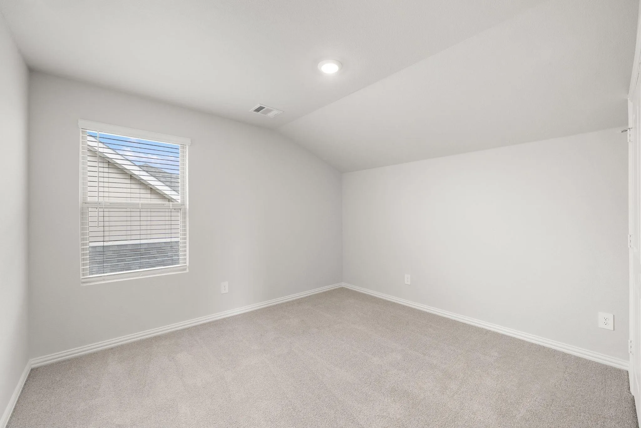 Single Family Residence For Rent in Collin County , 1737 Arches Road, Anna, Texas 75409, 4 Bedroom, 3 Bathroom, 2 Garage spaces, 2,351 Sqft, built in 2025, mls#21296559, Real Estate Agent in Anna, Homes For Rent in Collin county, Homes For Rent in Anna, Realtor in Anna Texas, Real Estate Brokerage Independent Realty Texas, Luminita Cordes Realtor