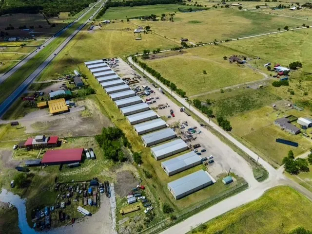 Warehouse For Rent in Kaufman County , 9668 CR 147 5, Kaufman, Texas 75142, 0, 0, Garage spaces, 0 Sqft, built in 2022, Price $2,500, mls#21296679, Real Estate Agent in Kaufman, Homes For Rent in Kaufman county, Homes For Rent in Kaufman, Realtor in Kaufman Texas, Real Estate Brokerage Independent Realty Texas, Luminita Cordes Realtor