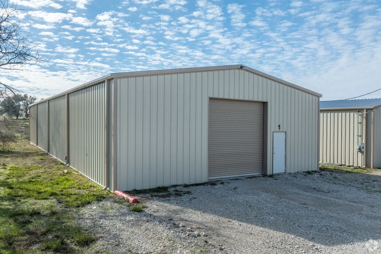 Warehouse For Rent in Kaufman County , 8723 Fm 2728 8, Terrell, Texas 75161, 0, 0, Garage spaces, 0 Sqft, built in 2022, mls#21296688, Real Estate Agent in Terrell, Homes For Rent in Kaufman county, Homes For Rent in Terrell, Realtor in Terrell Texas, Real Estate Brokerage Independent Realty Texas, Luminita Cordes Realtor