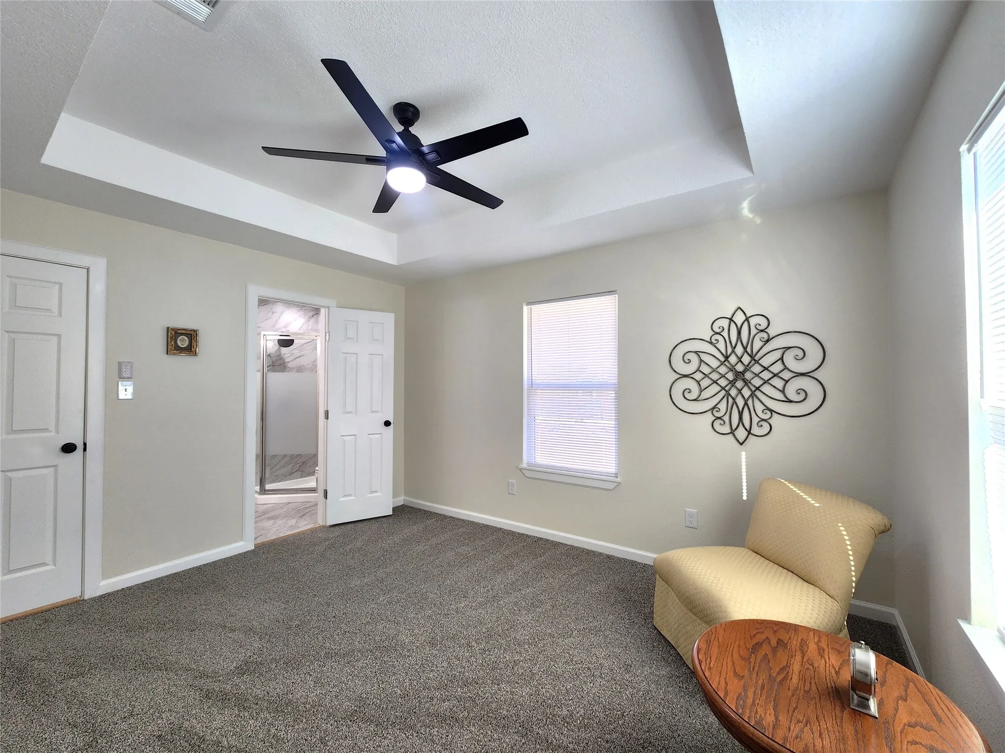 Single Family Residence For Rent in Hunt County , 4205 Stuart Street, Greenville, Texas 75401, 3 Bedroom, 2 Bathroom, Garage spaces, 1,228 Sqft, built in 1960, mls#21296694, Real Estate Agent in Greenville, Homes For Rent in Hunt county, Homes For Rent in Greenville, Realtor in Greenville Texas, Real Estate Brokerage Independent Realty Texas, Luminita Cordes Realtor